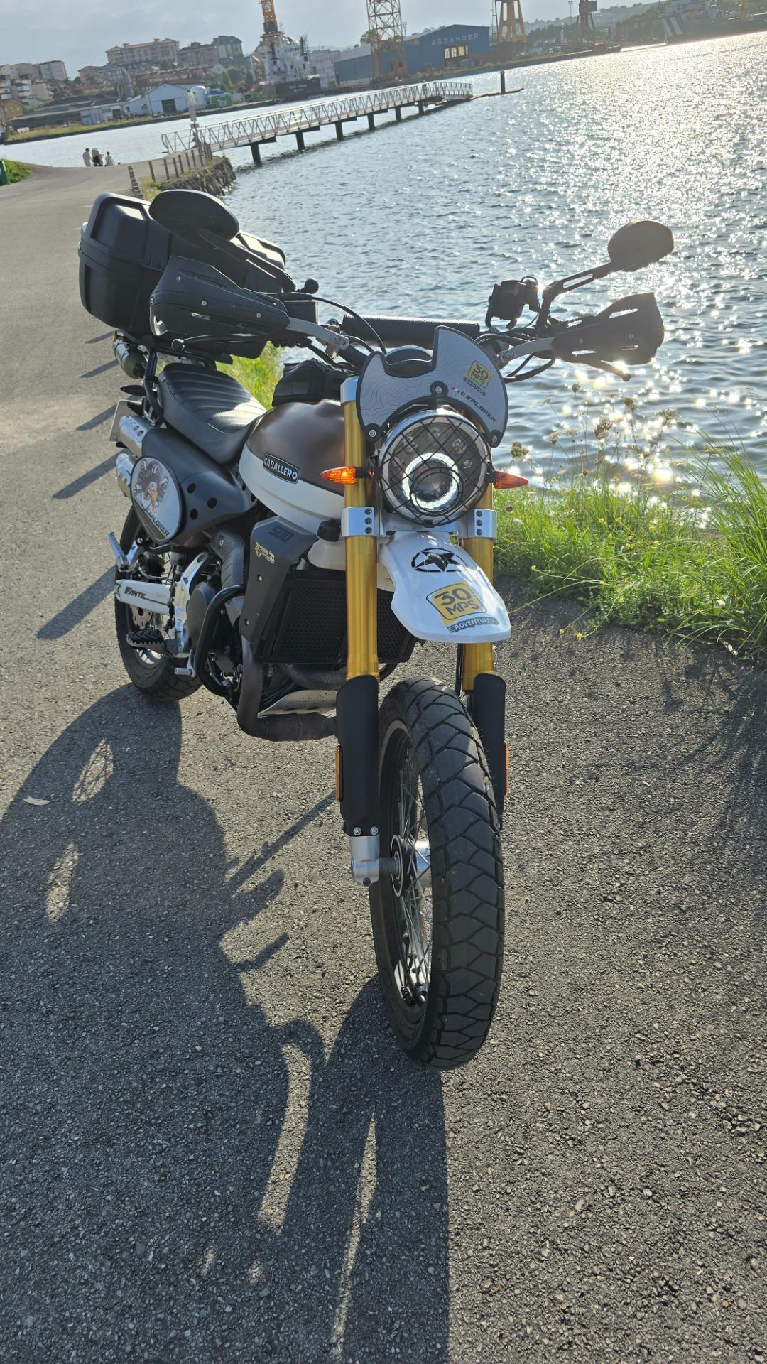 Foto 2 de Moto fantic caballero Explorer 