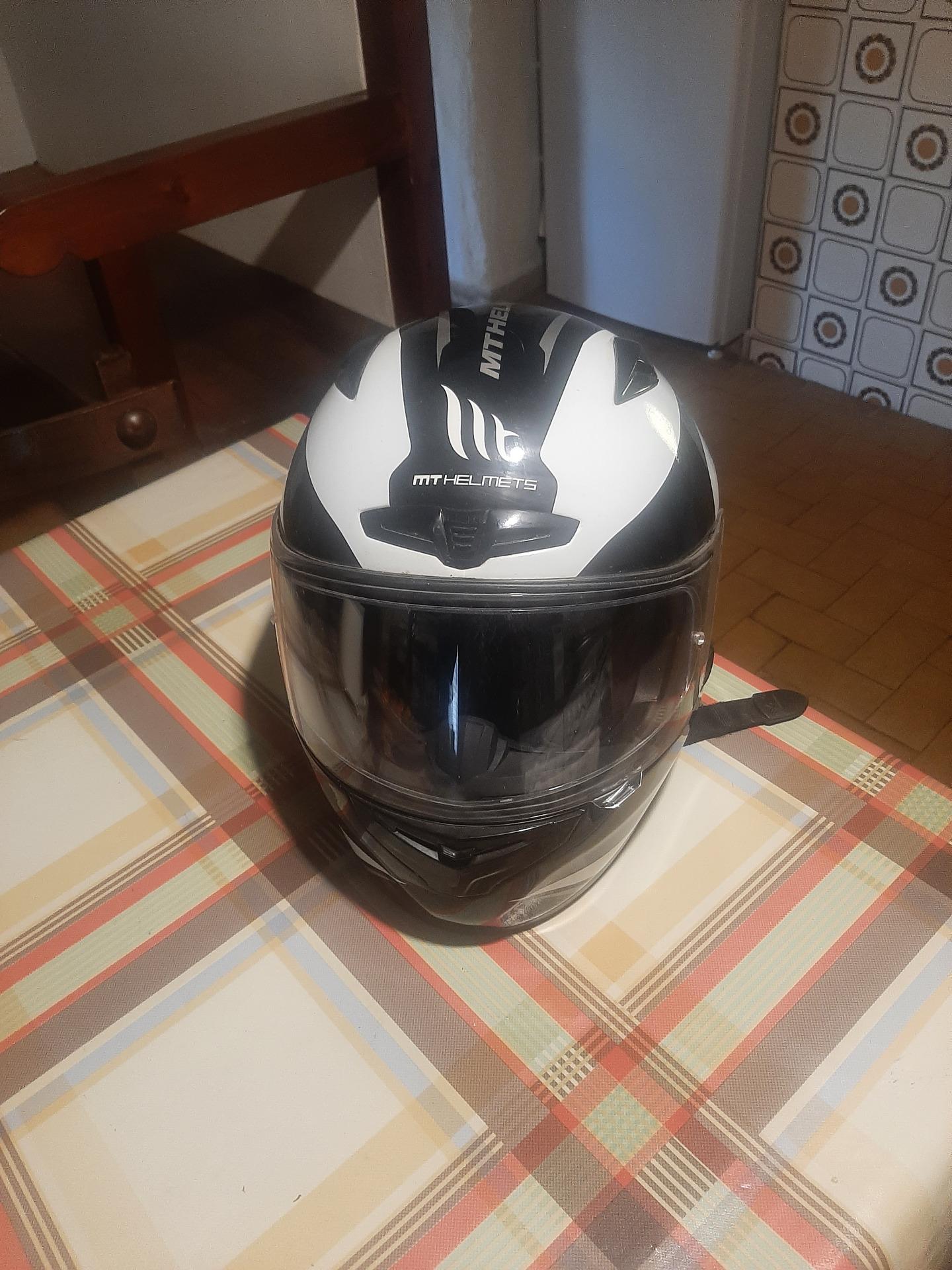 Foto 3 de traje de moto.botas i dos cascos vendi