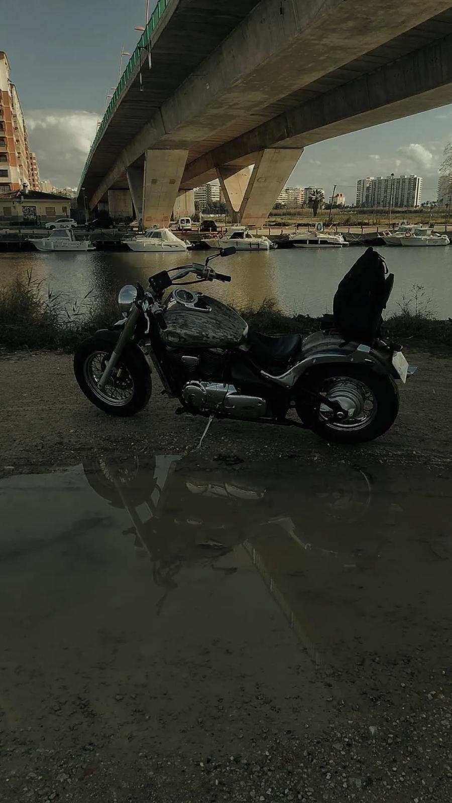 Foto 3 de Bobber chopper suzuki intruder 