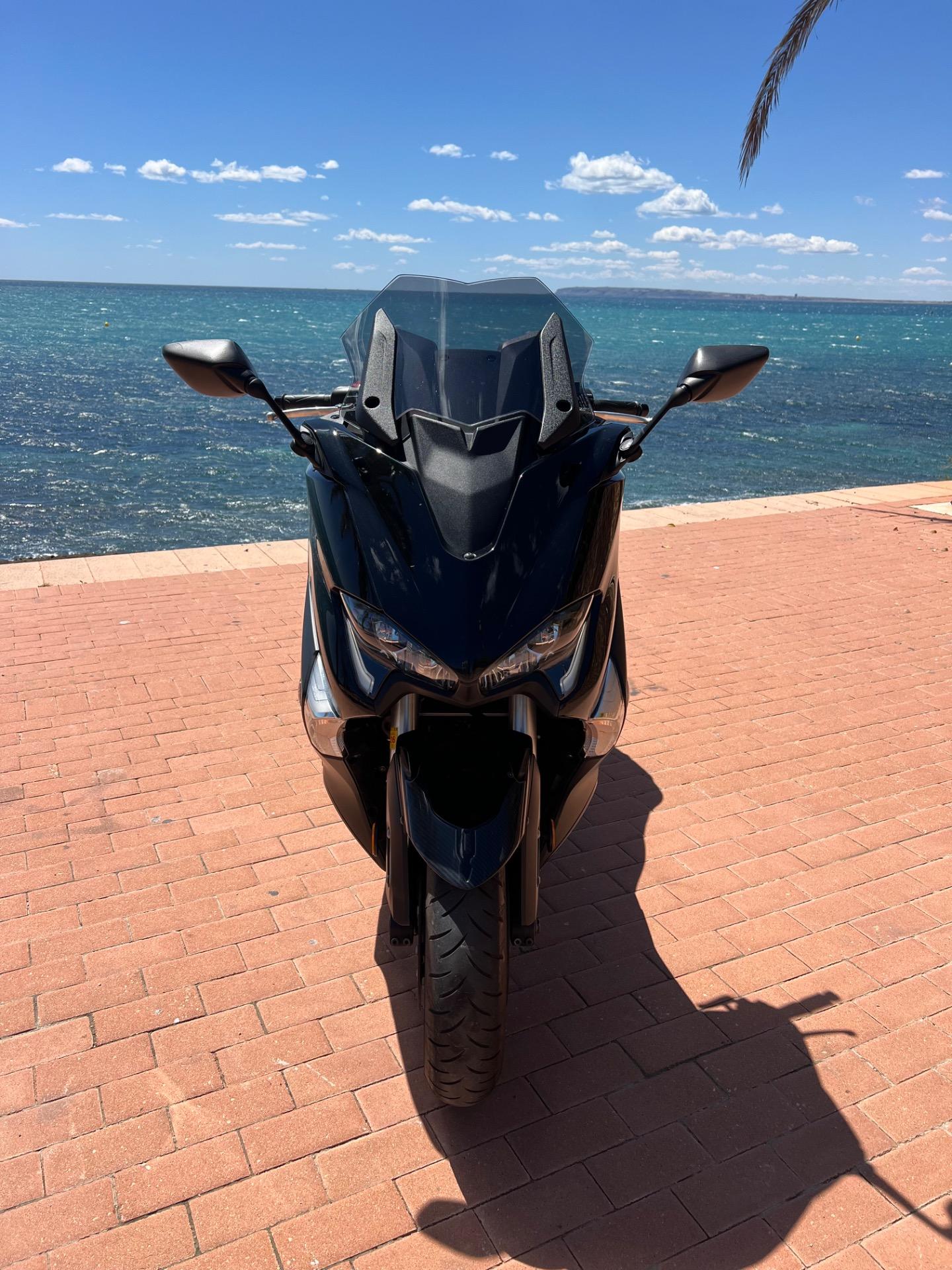 Foto 5 de Yamaha T-Max 530sx del 2018 34 mil km 