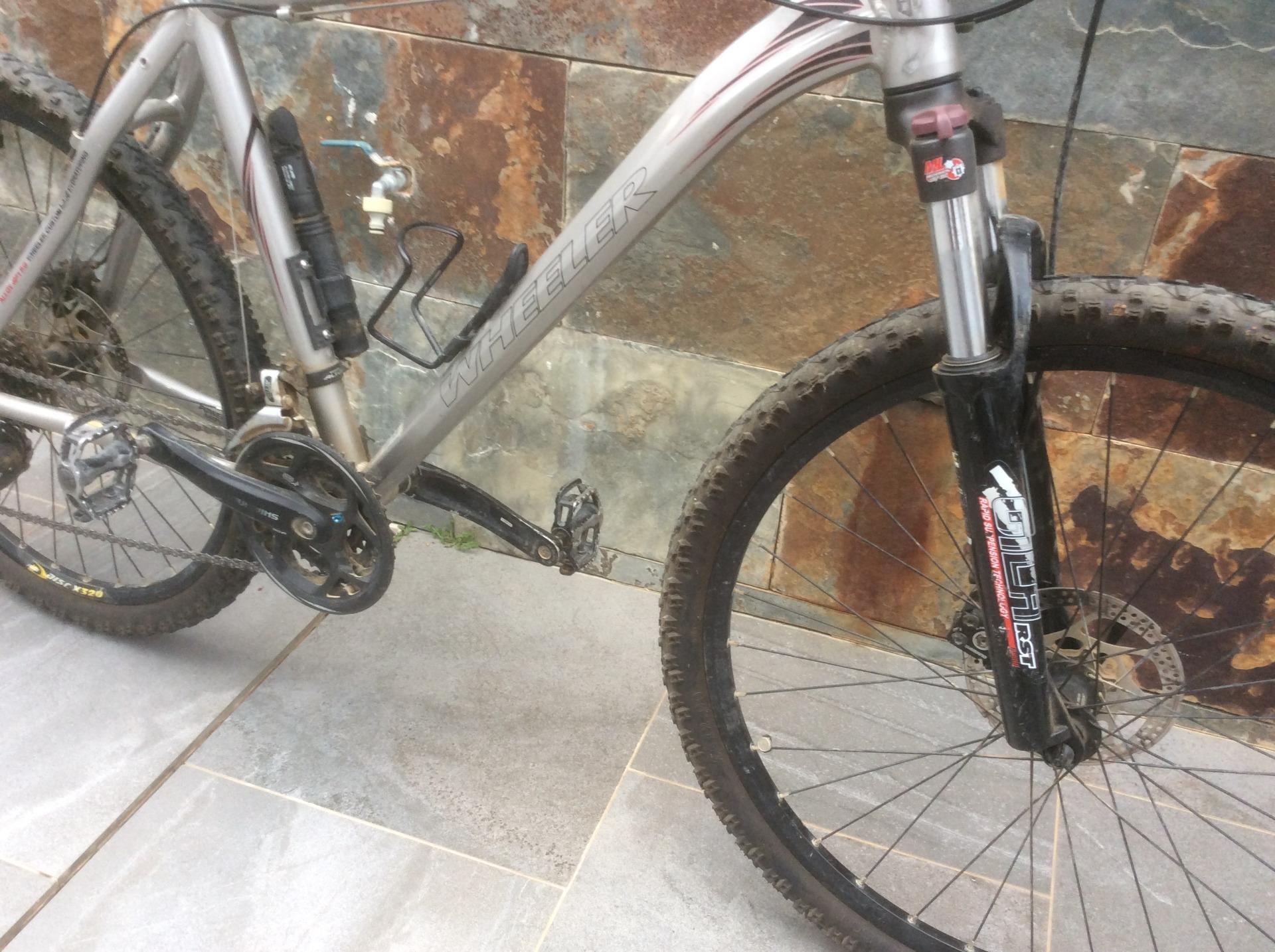 Foto 4 de Bicicleta MTB Wheeler MU PRO 29 ZI