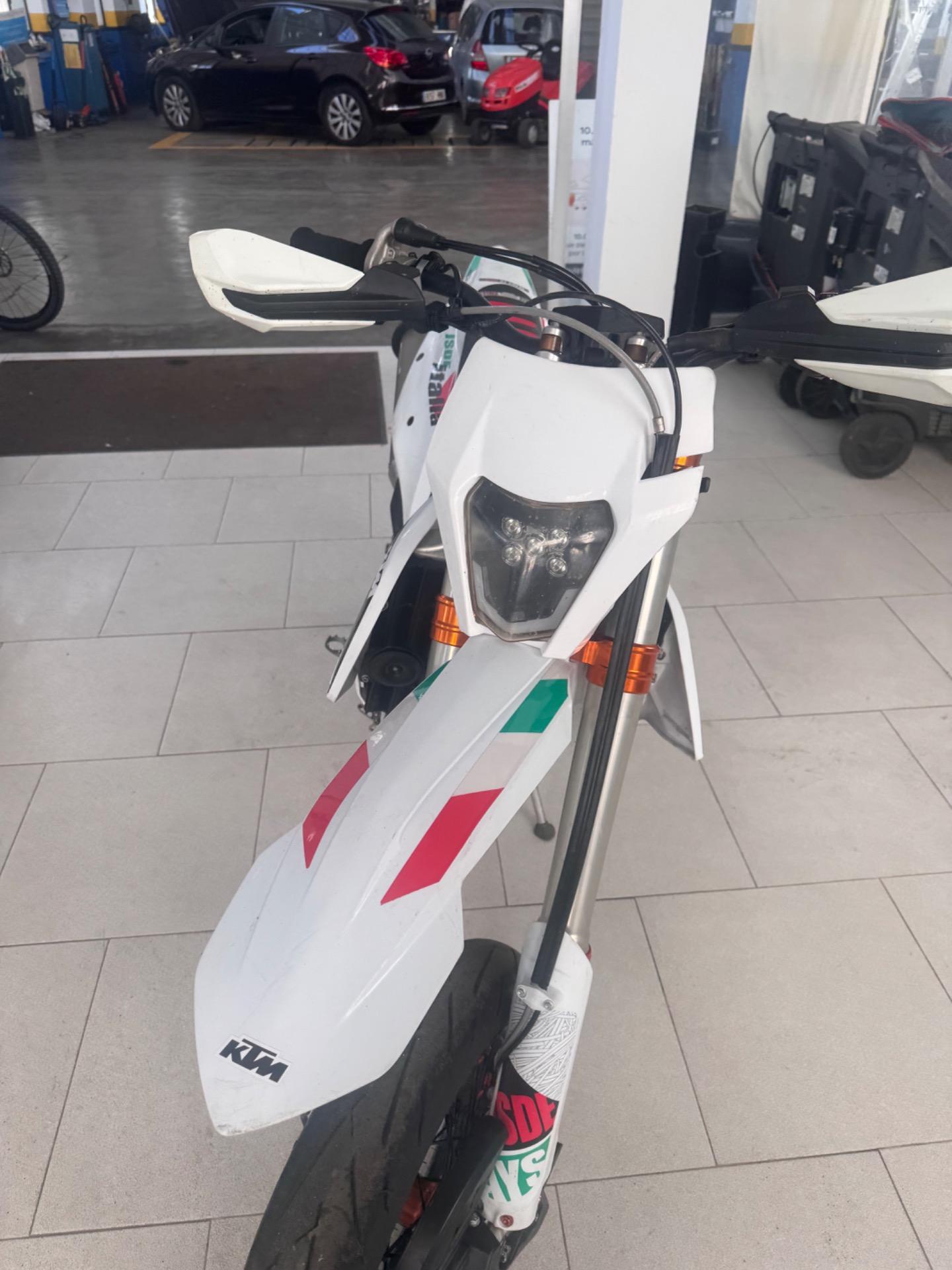 Foto 2 de Ktm 450 six days 2021 