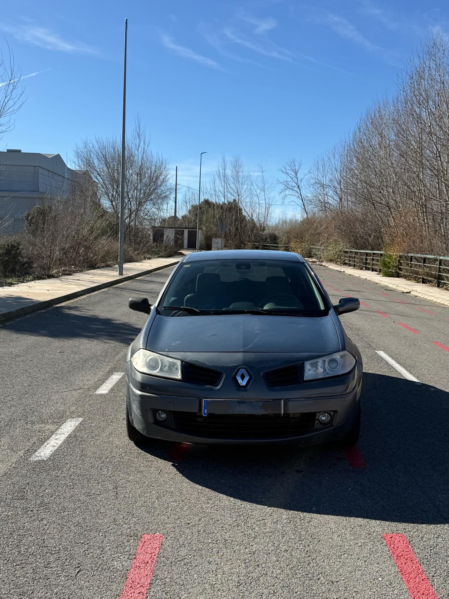 Foto 2 de Renault megane 3p 1.5dci 105cv 2007