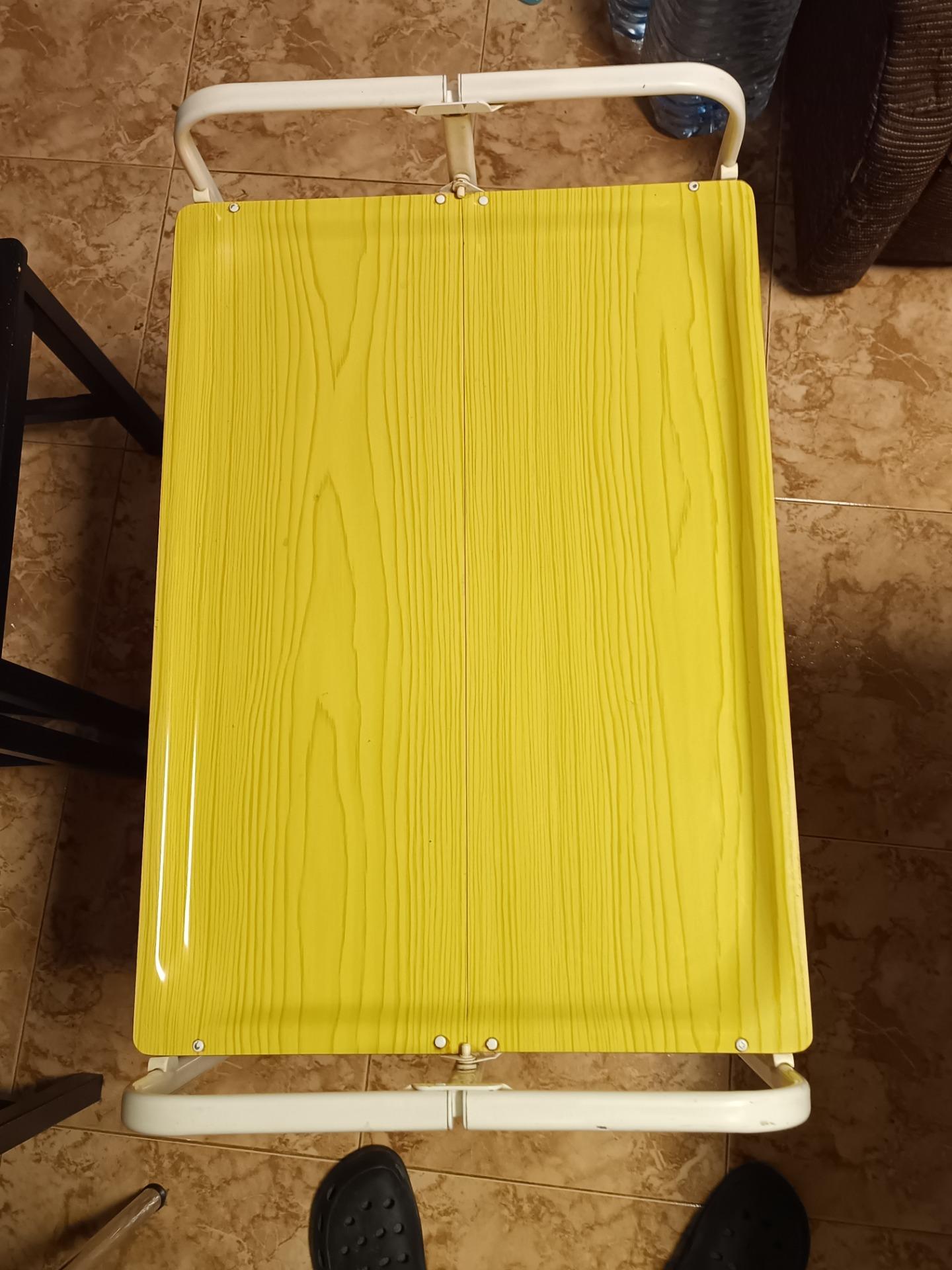 Foto 7 de Mesa plegable, bolsitas para mujer 