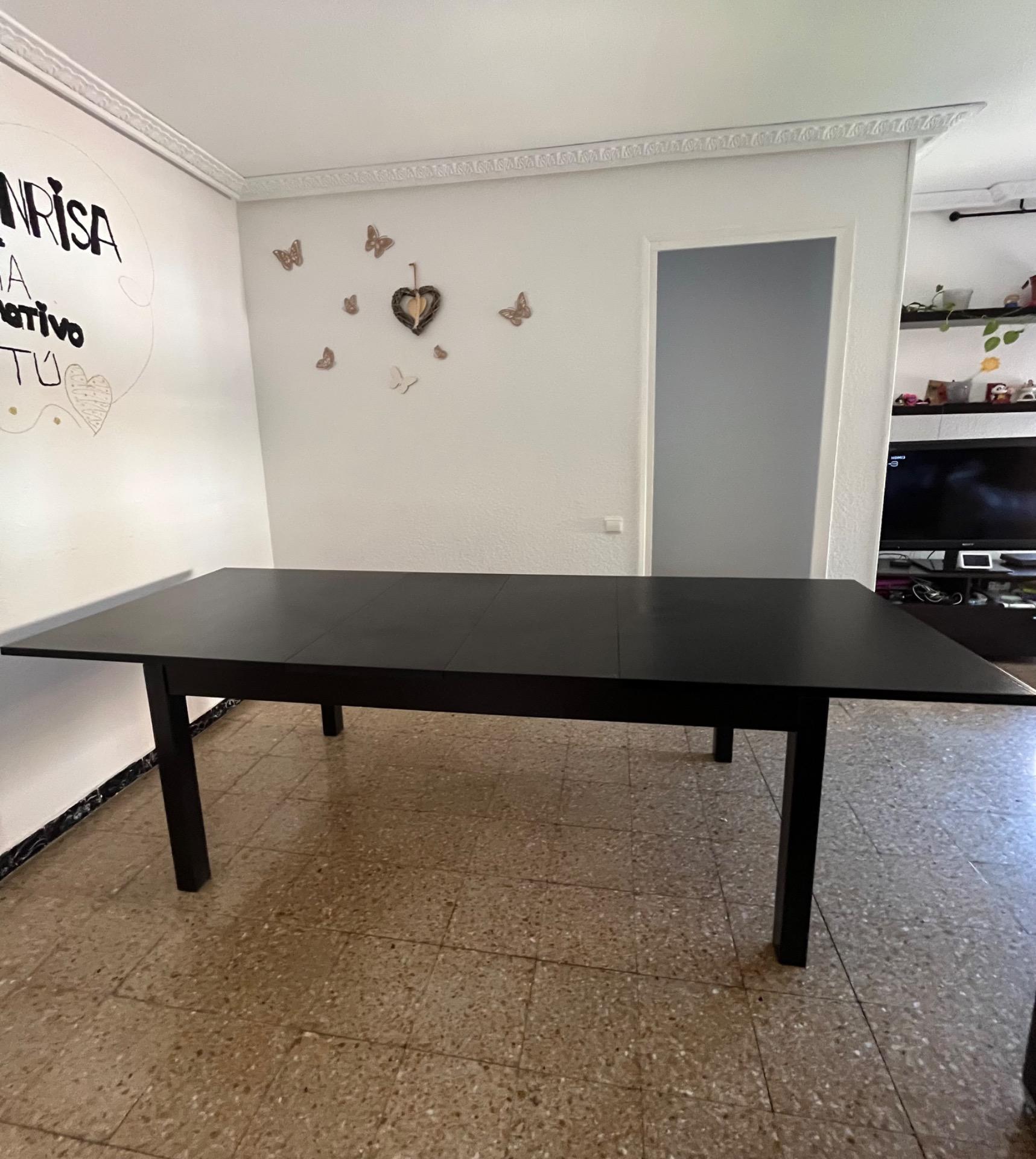 Foto 2 de Mesa grande comedor