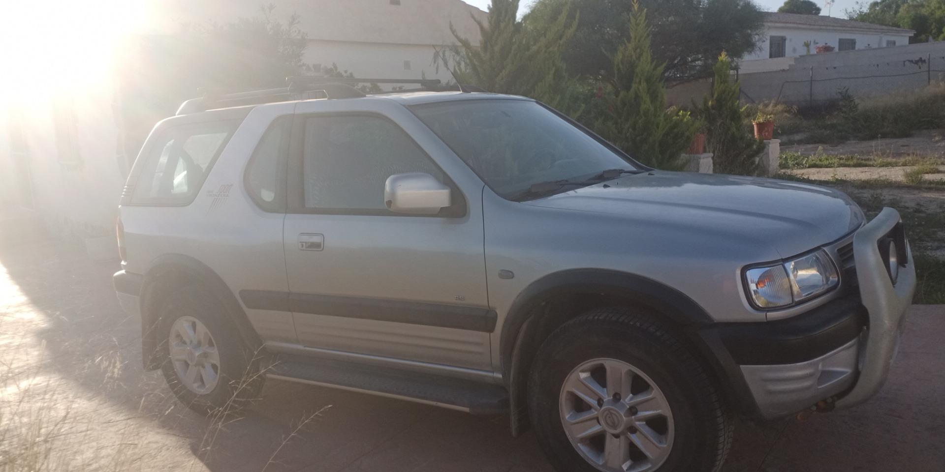 Foto de OPEL FRONTERA RS SPORT 2004 SOLO 76.000KM