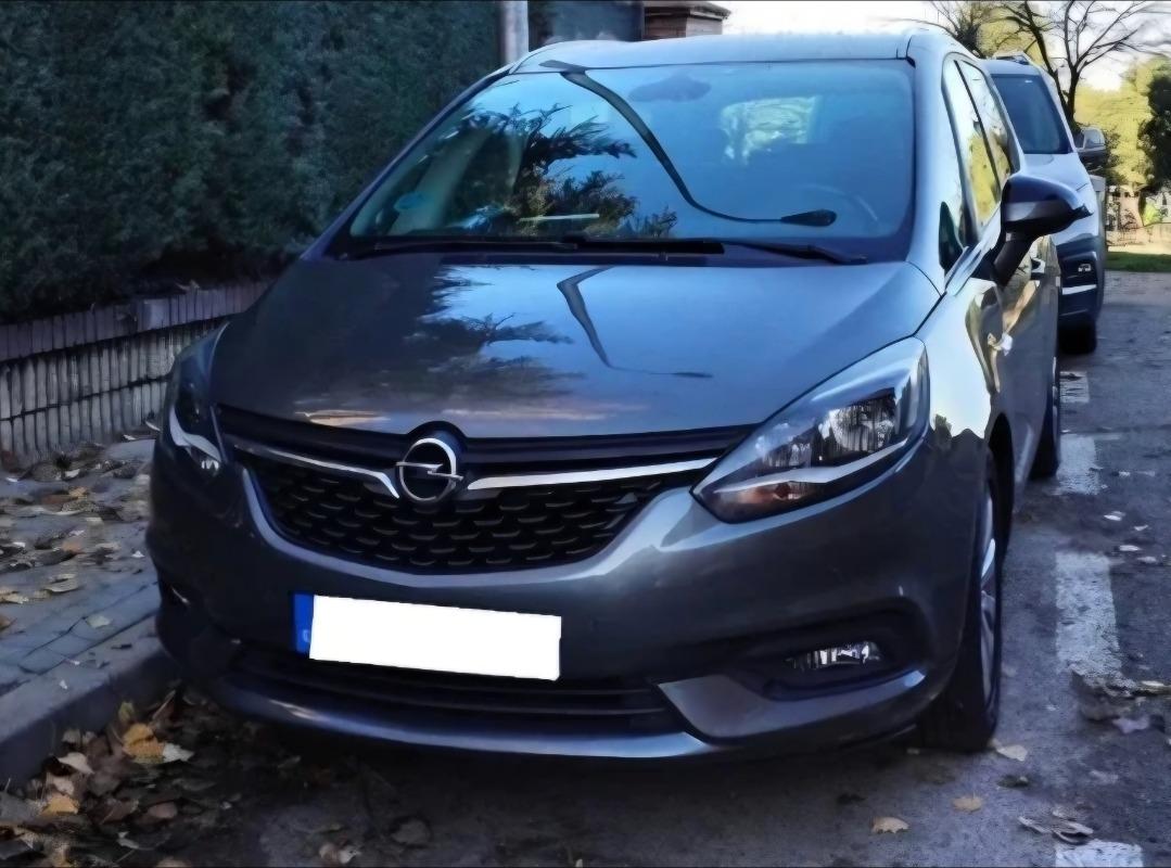 Foto de Opel zafira tourer 2017 automático 7 plazas