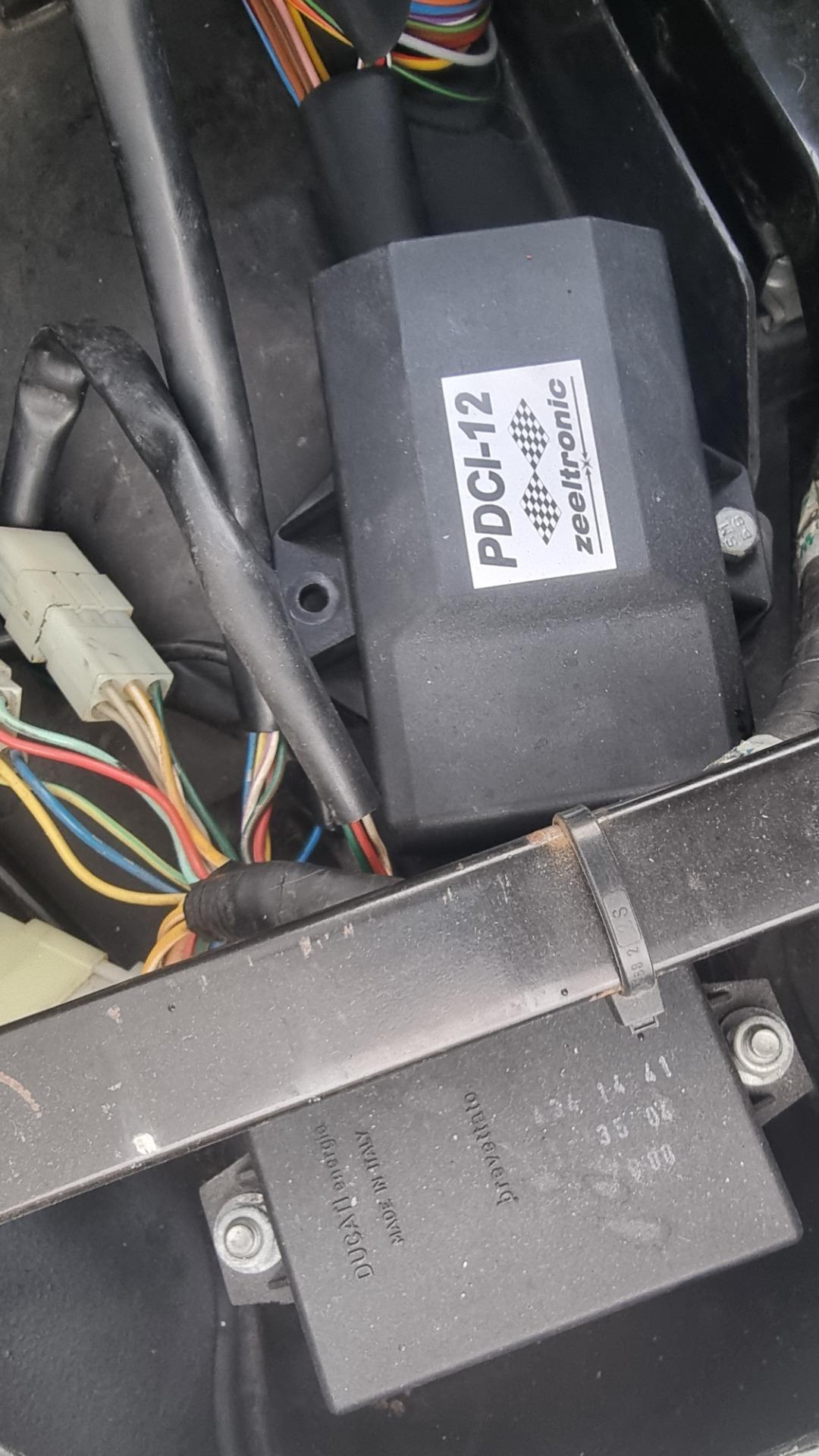 Foto 3 de Aprilia rs 125 2t