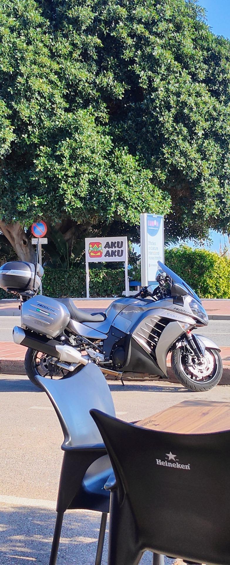 Foto 8 de Kawasaki gtr 1400 