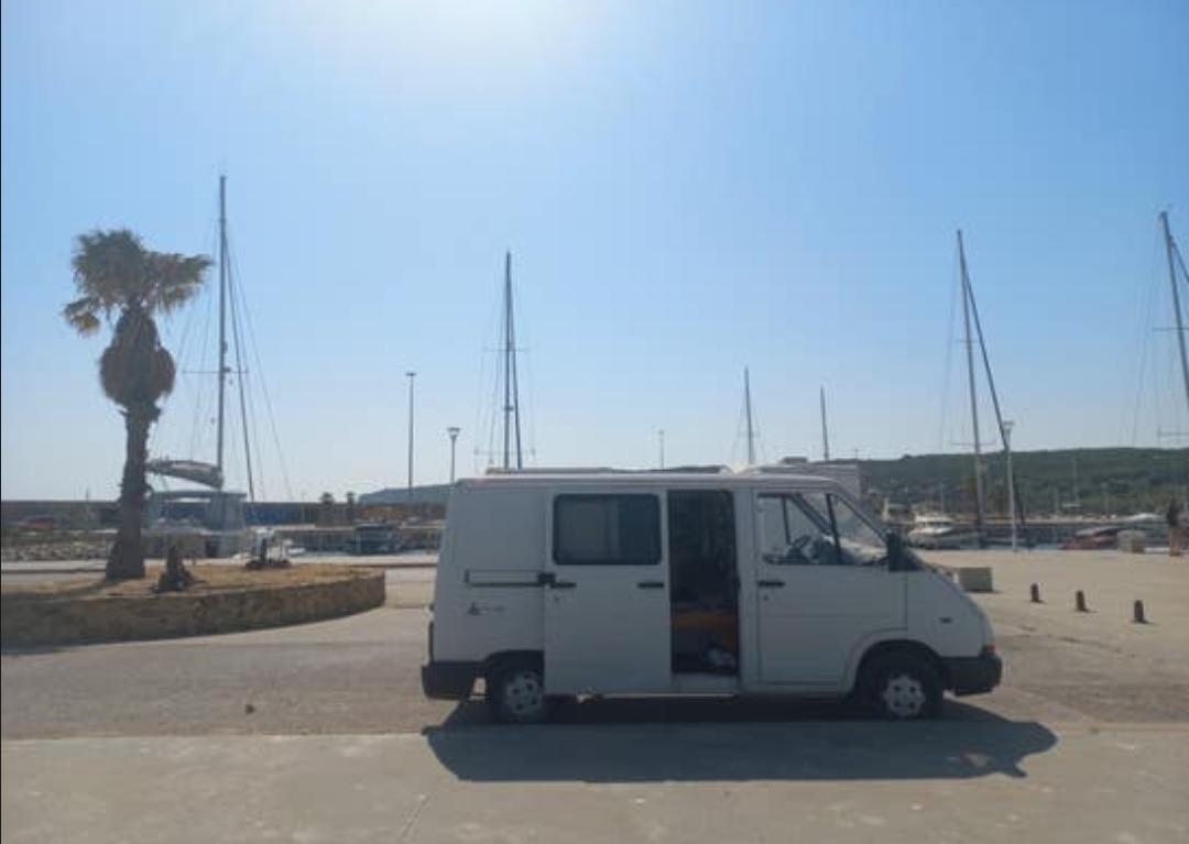 Foto 2 de Renault trafic T900 
