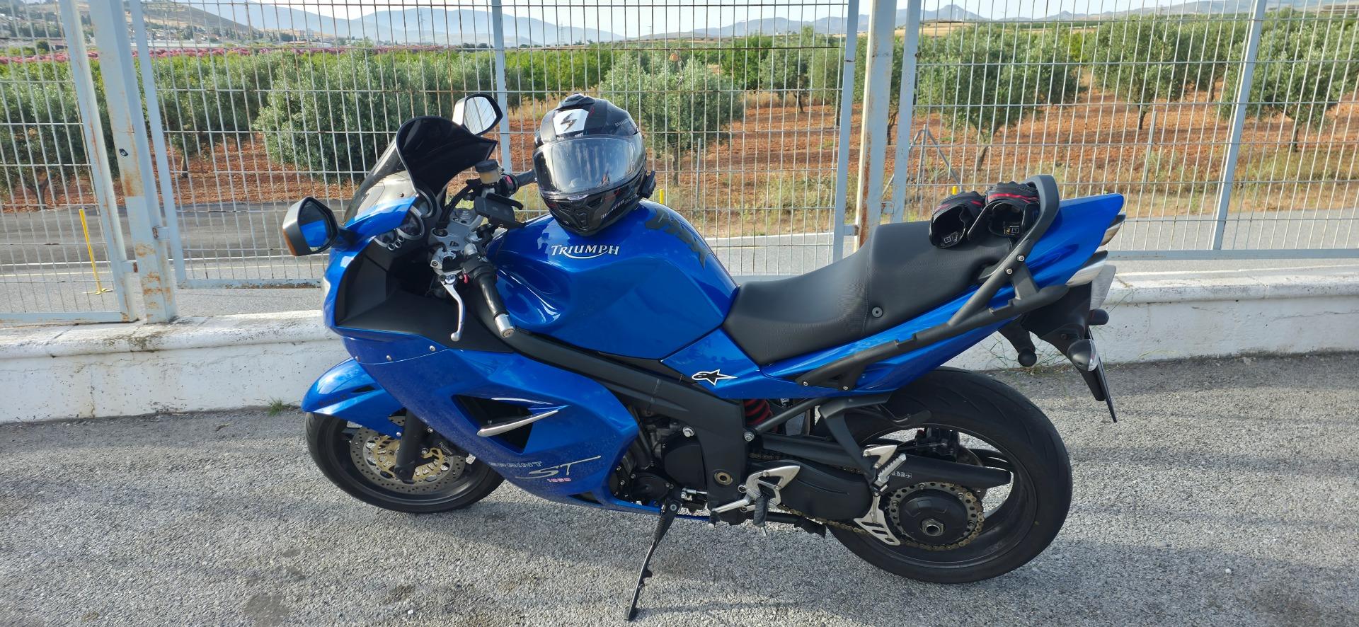 Foto 7 de Triumph st1050 del 2005 47000km