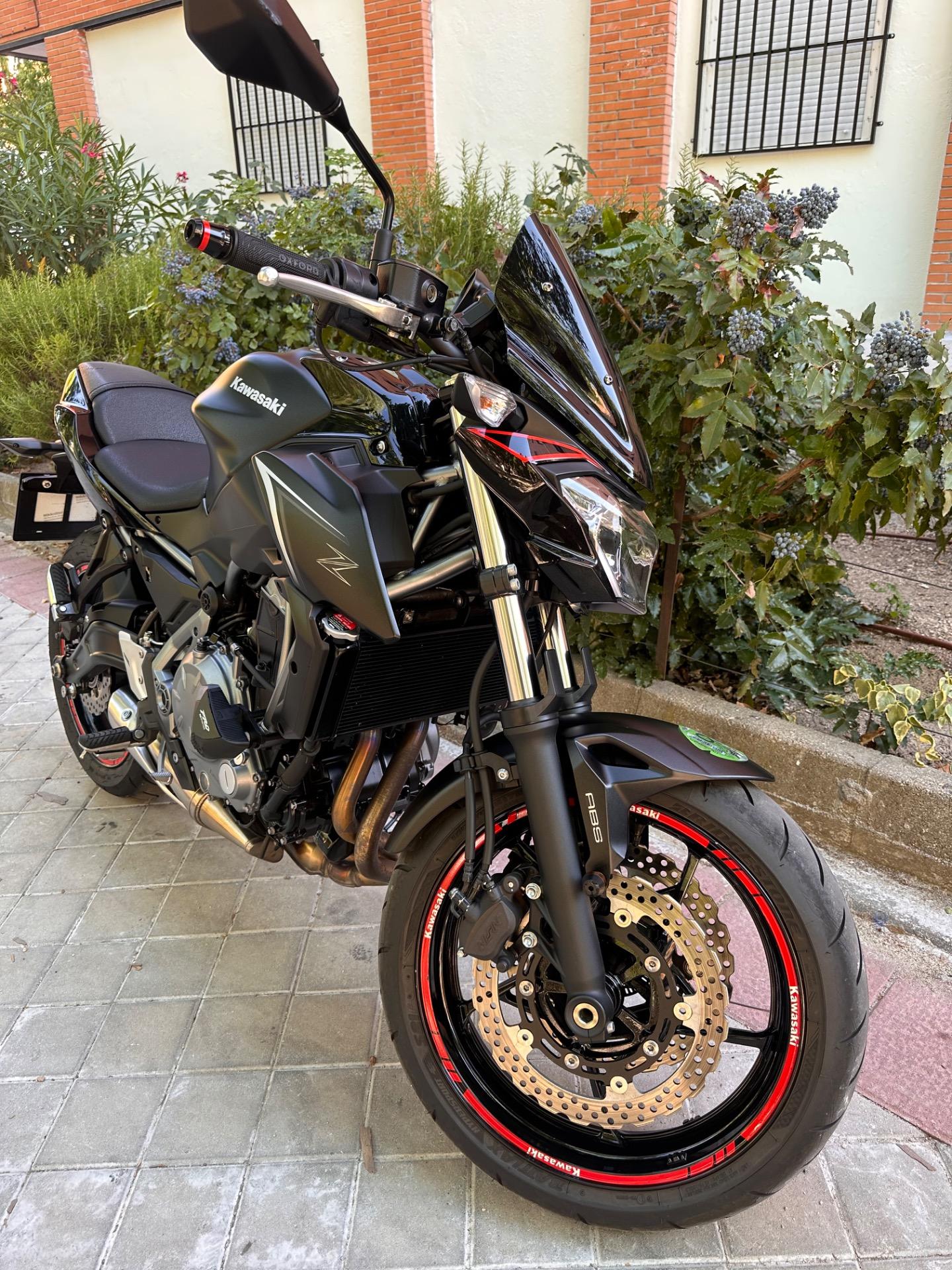 Foto 8 de Kawasaki z650 año 2017 23.500 km Muy cuidada 