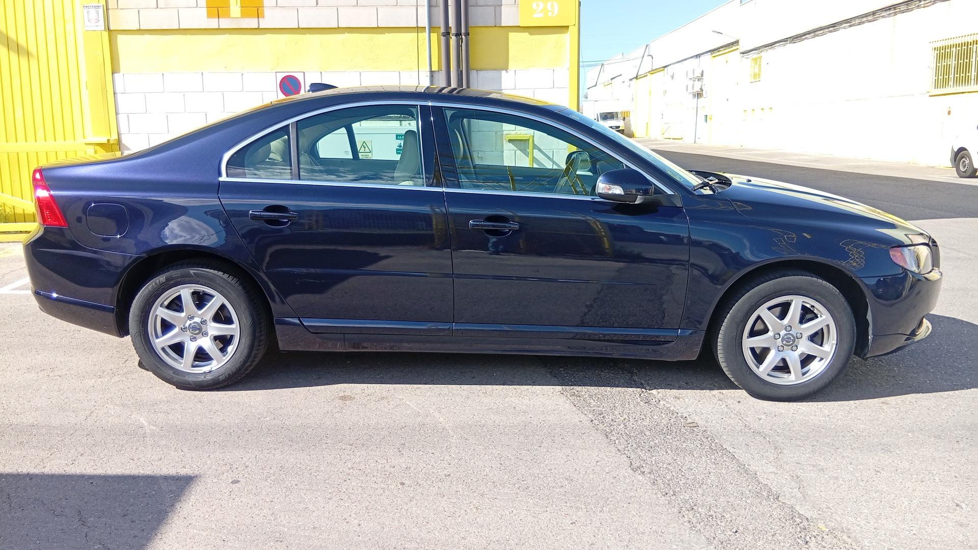 Foto 2 de Volvo S80 D5