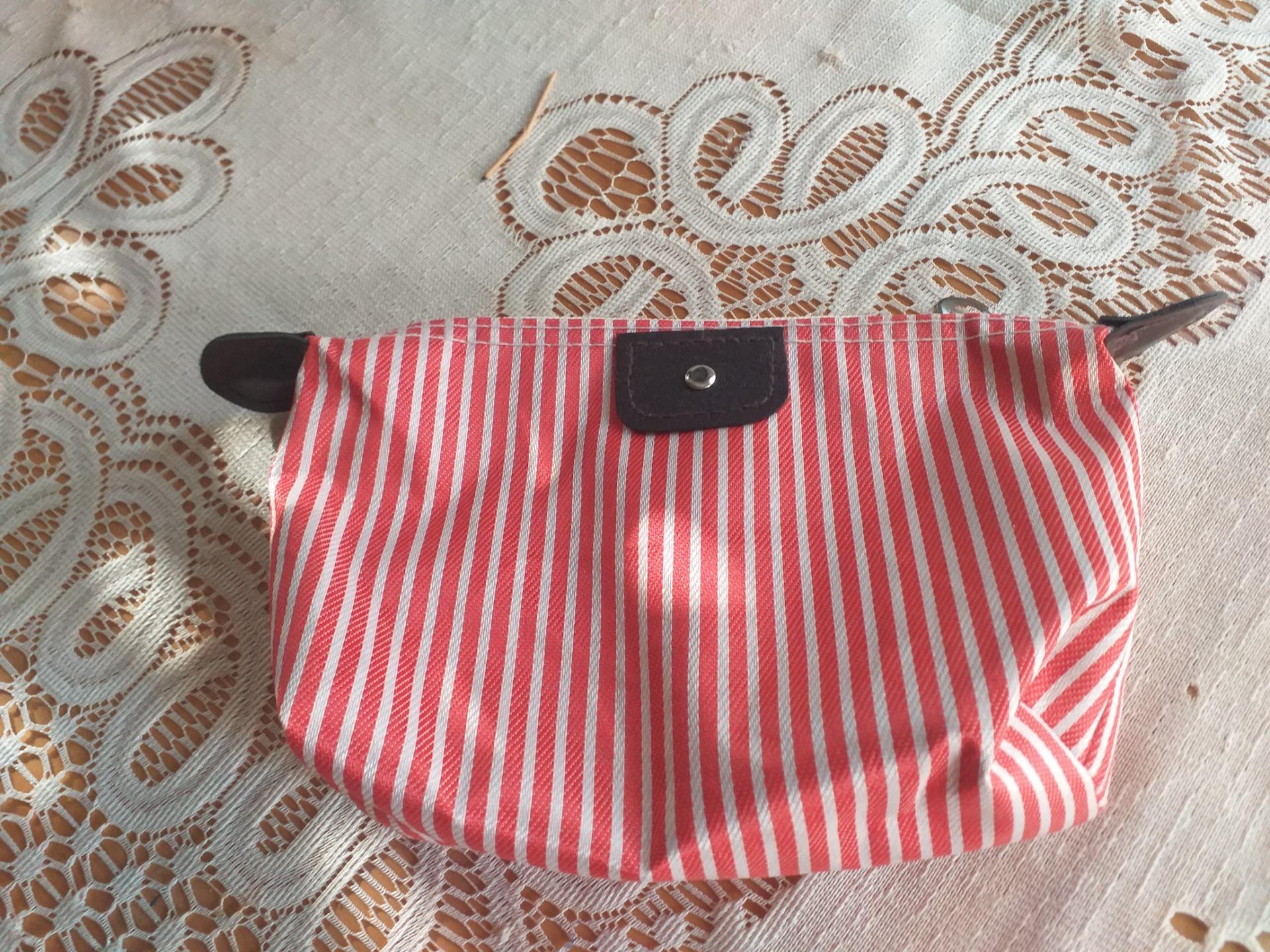 Foto 2 de Mini plancha de viaje para cabello 