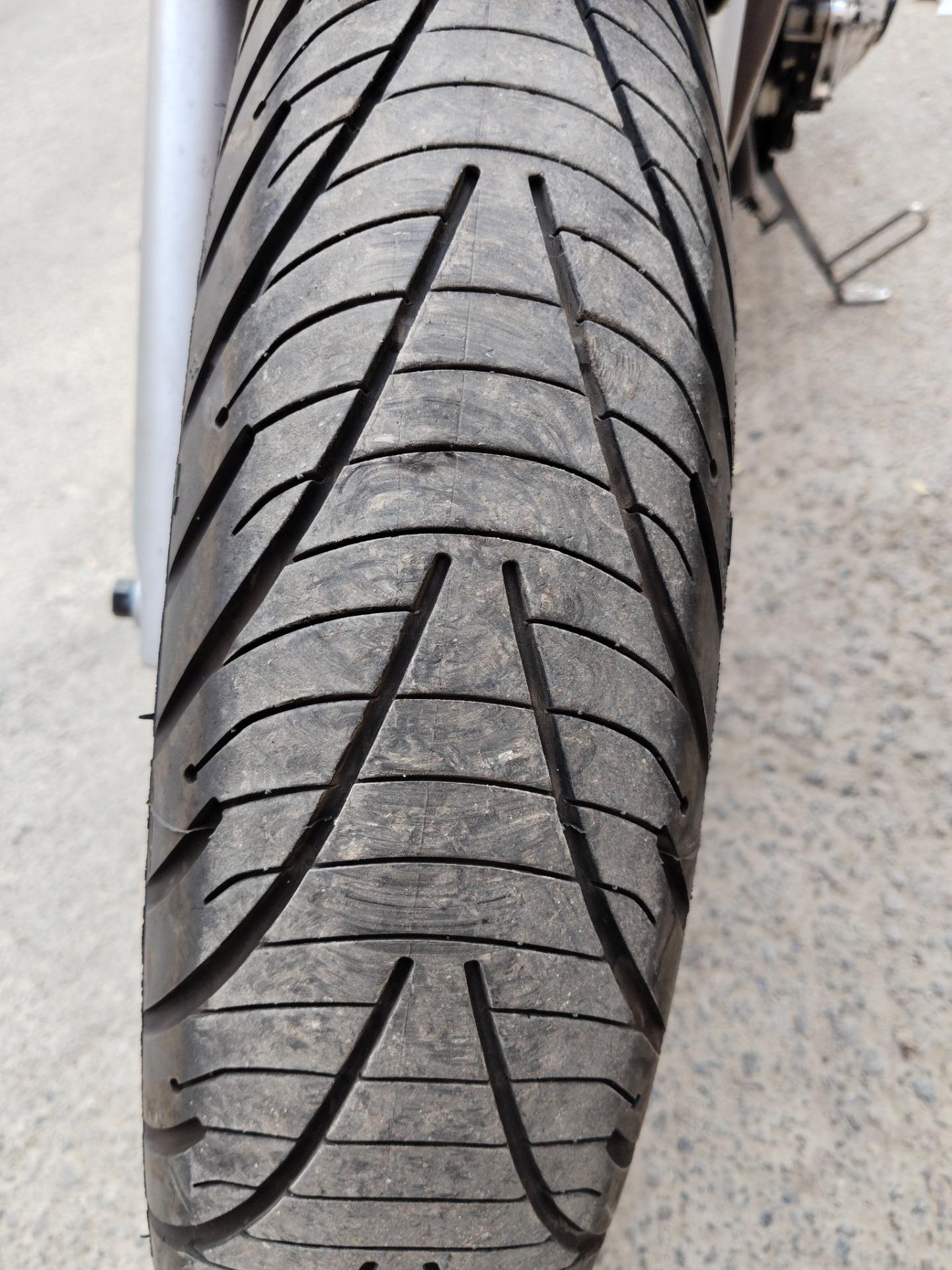 Foto 6 de Suzuki Gsx 1100 g