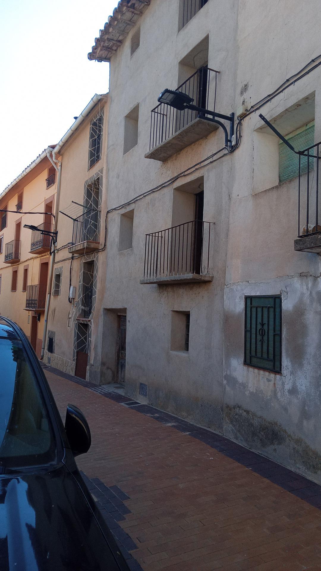 Foto 1 de Casas de Pueblo En Teruel 