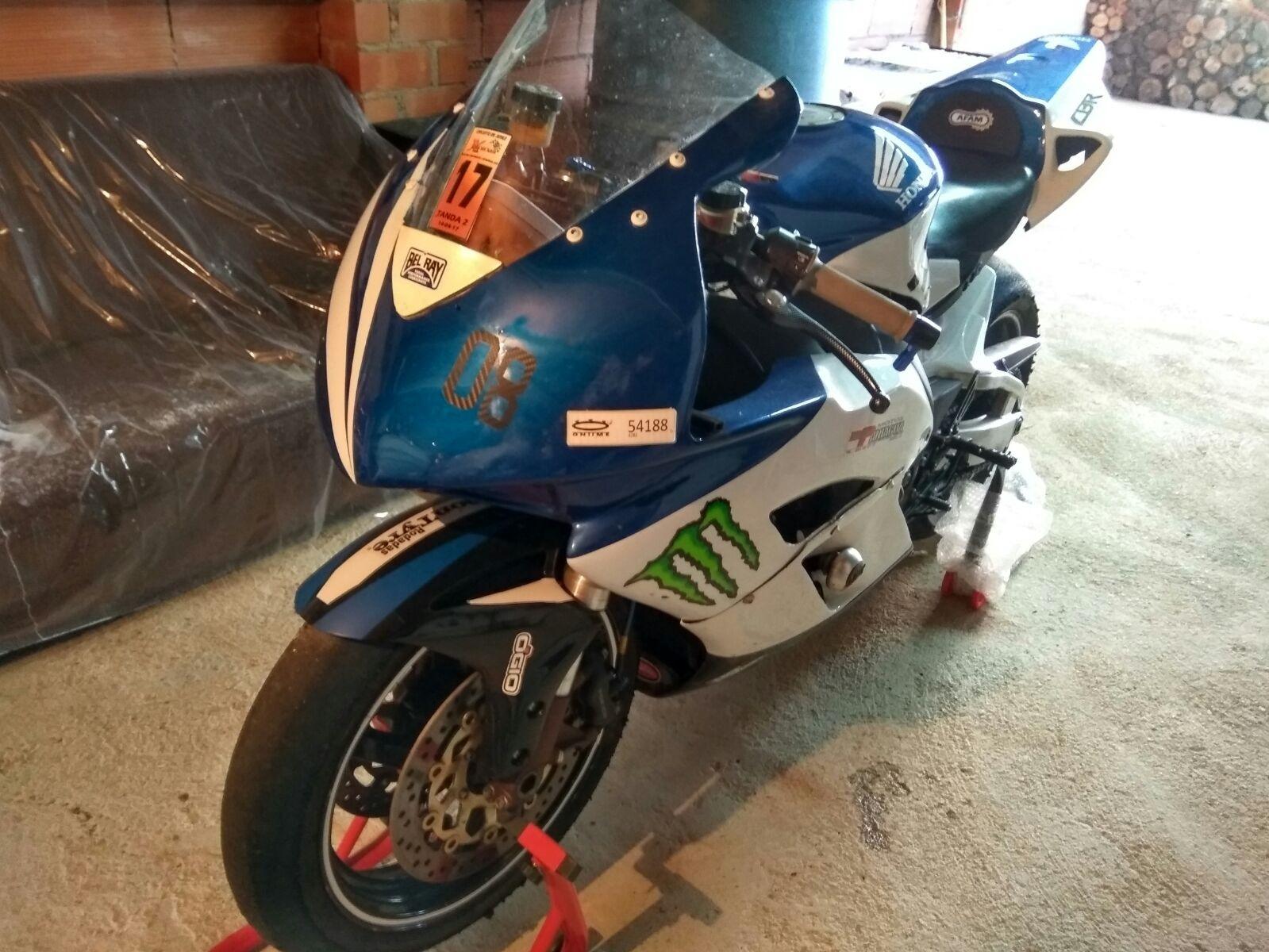 Foto 3 de Cbr1000 de circuito 