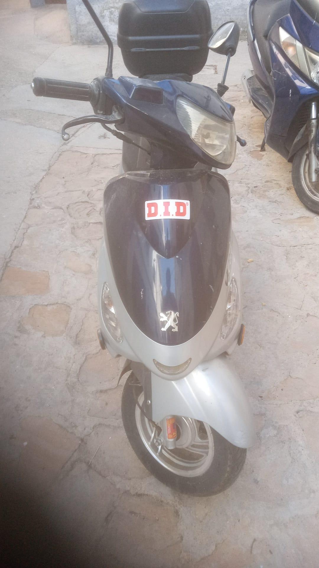 Foto de Escúter 50 cc