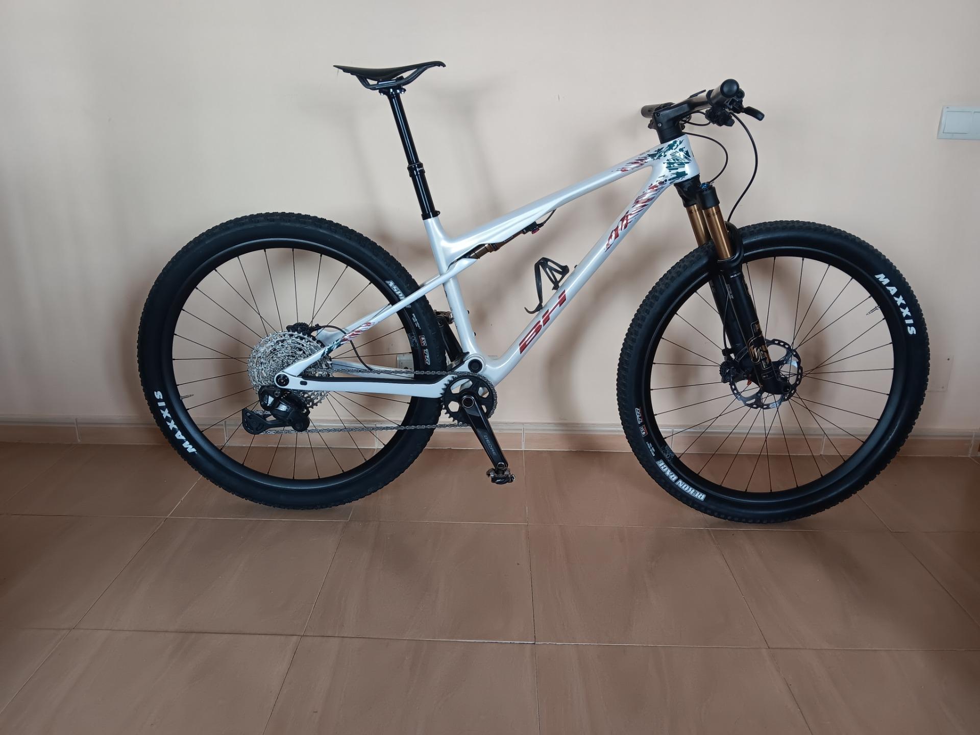 Foto de Bh lynx race sls 7.5