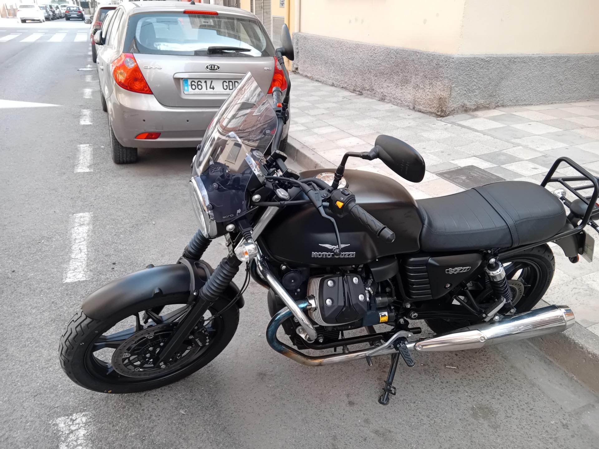 Foto 4 de Guzzi v7 stone 