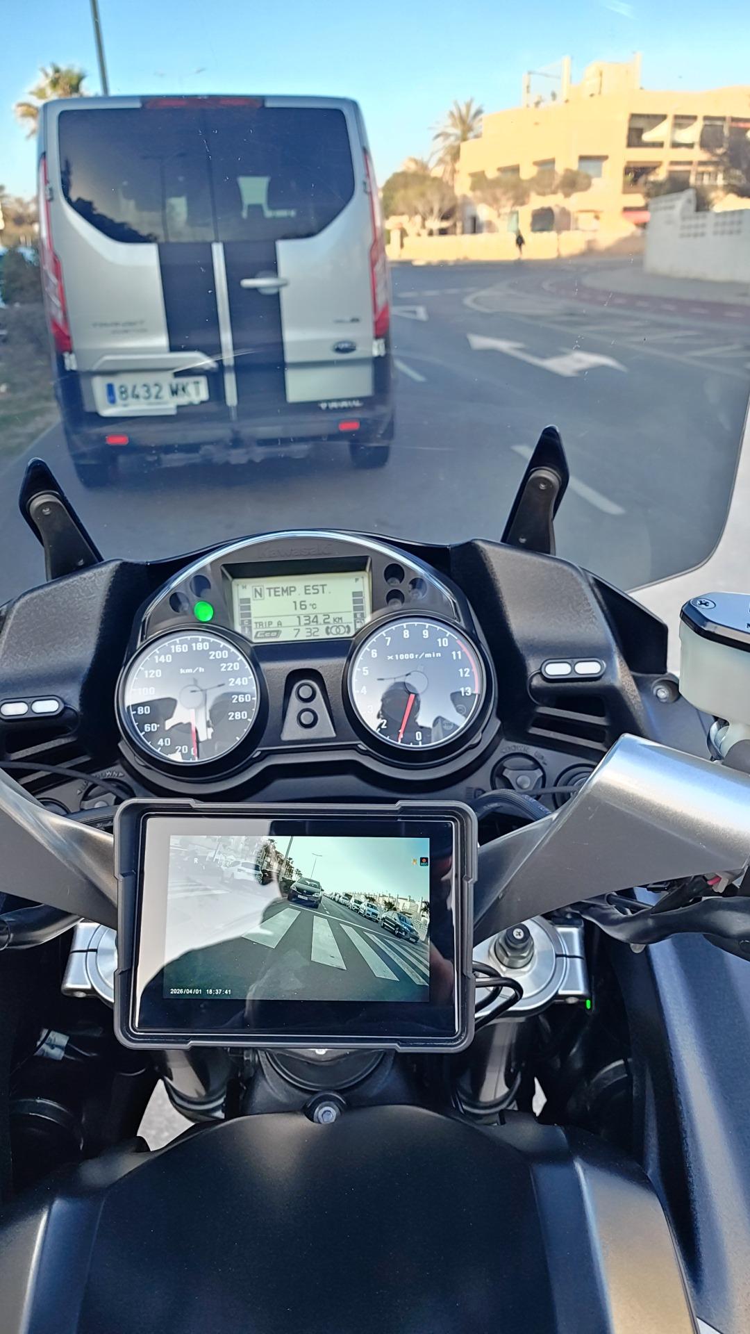 Foto 6 de Kawasaki gtr 1400