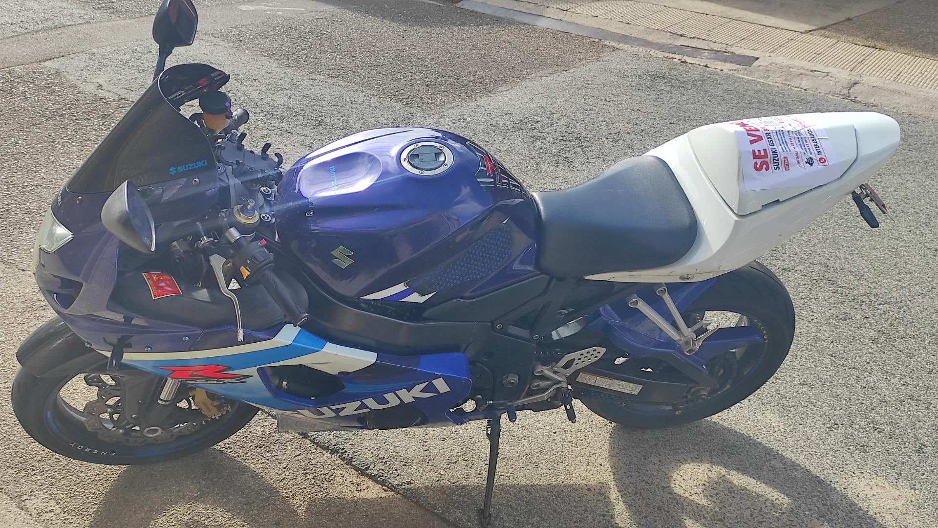 Foto 9 de Suzuki GSXR 600 K5 del 2005 70.000km