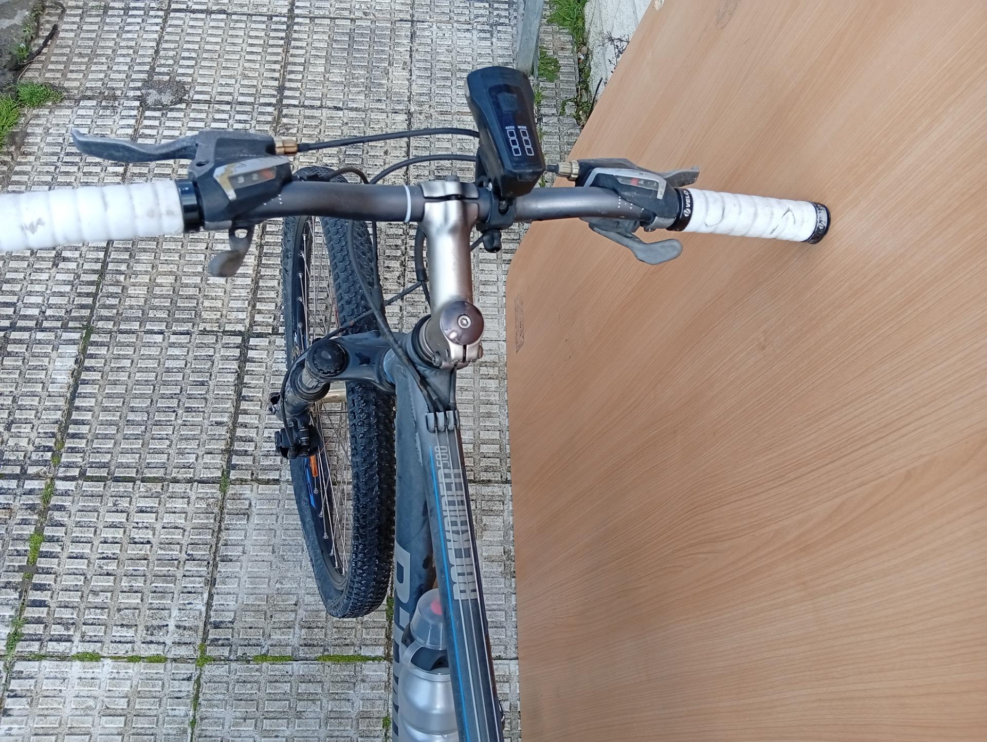 Foto 2 de Cambio Bicicleta de Montaña Rockrider 500 por iPhone 13 (Escucho ofertas)