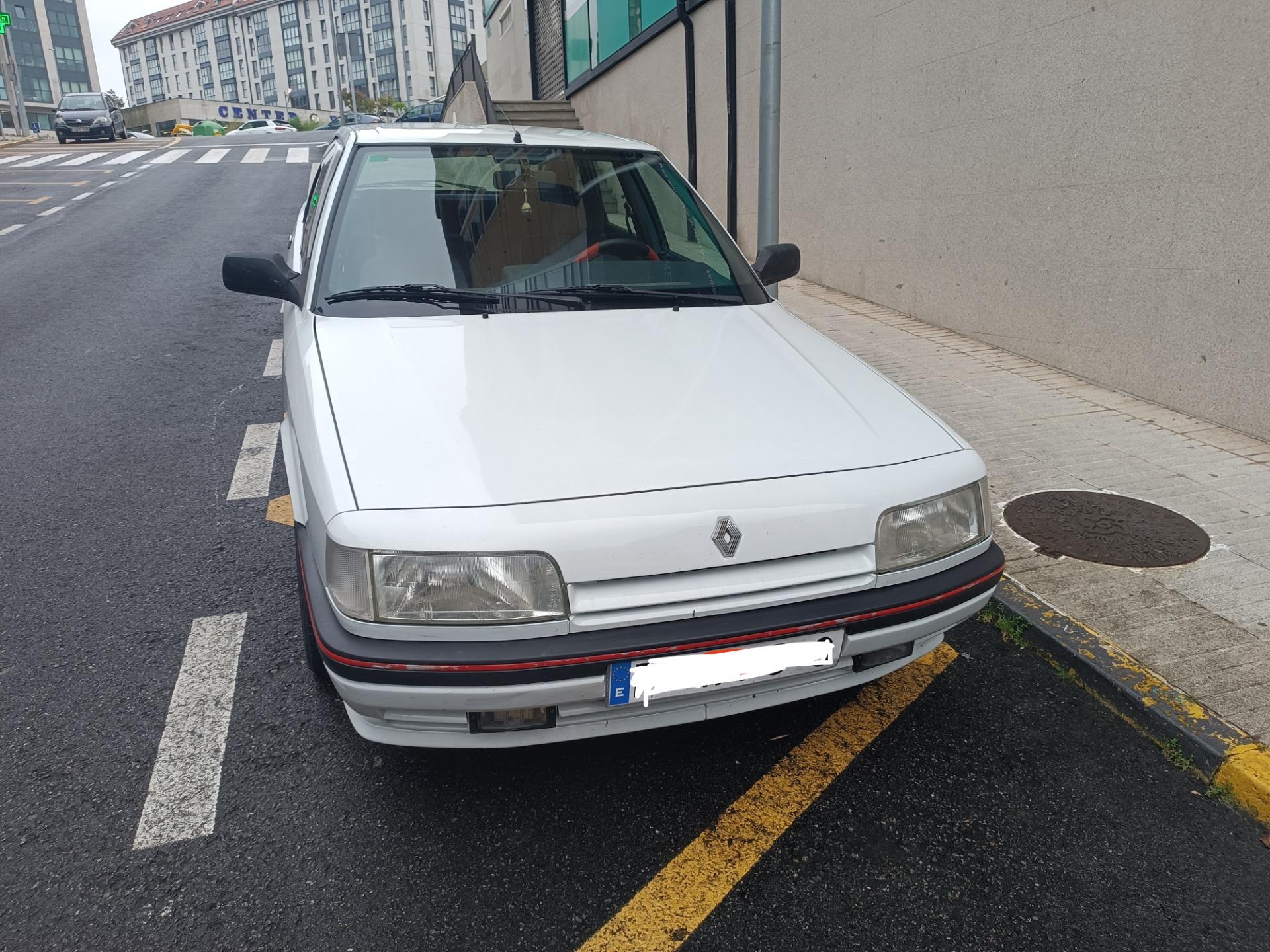 Foto 4 de Coche Renault 21