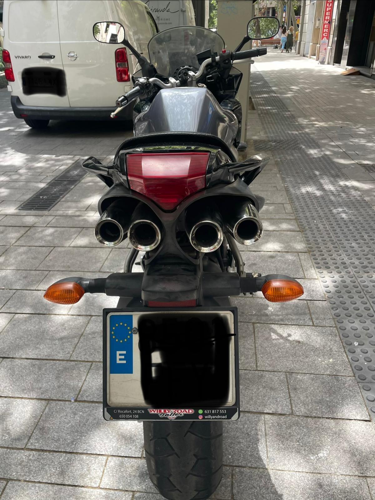 Foto 4 de Yamaha Fazer 600s 