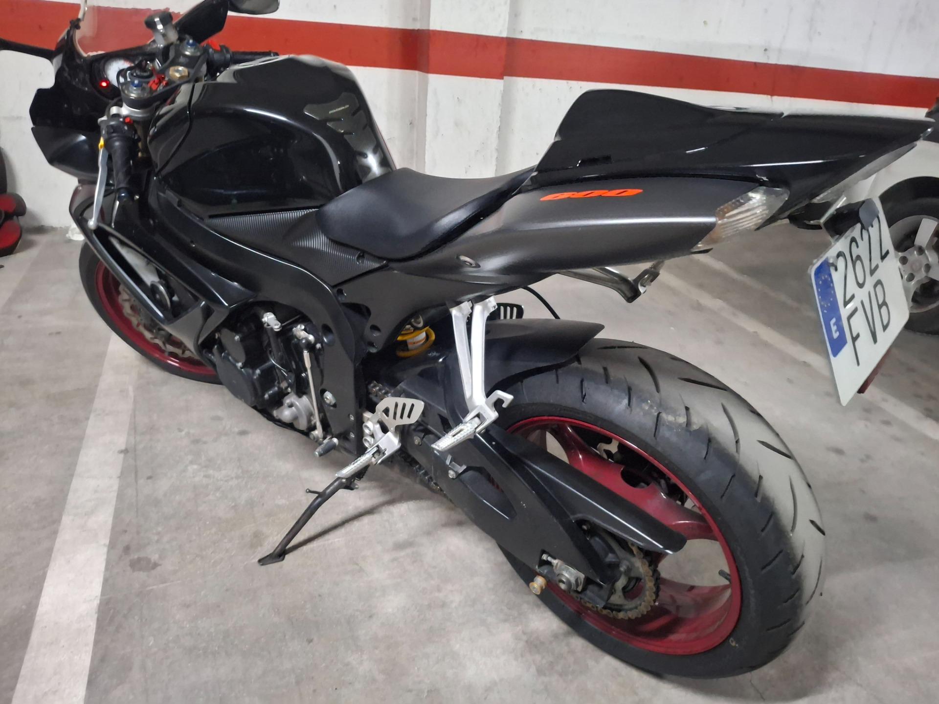 Foto de Cambio por coche clasico y moto clasica 