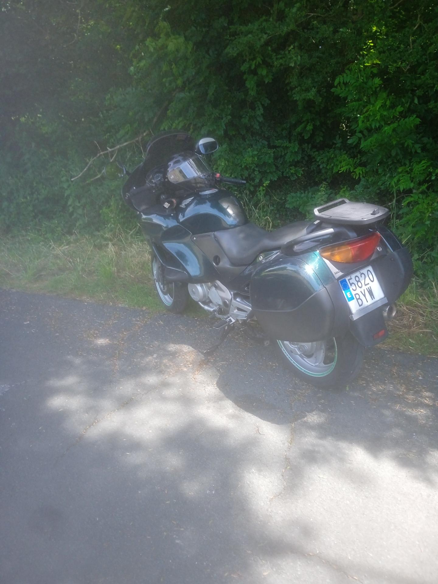 Foto 8 de Honda Deauville NT 650 V