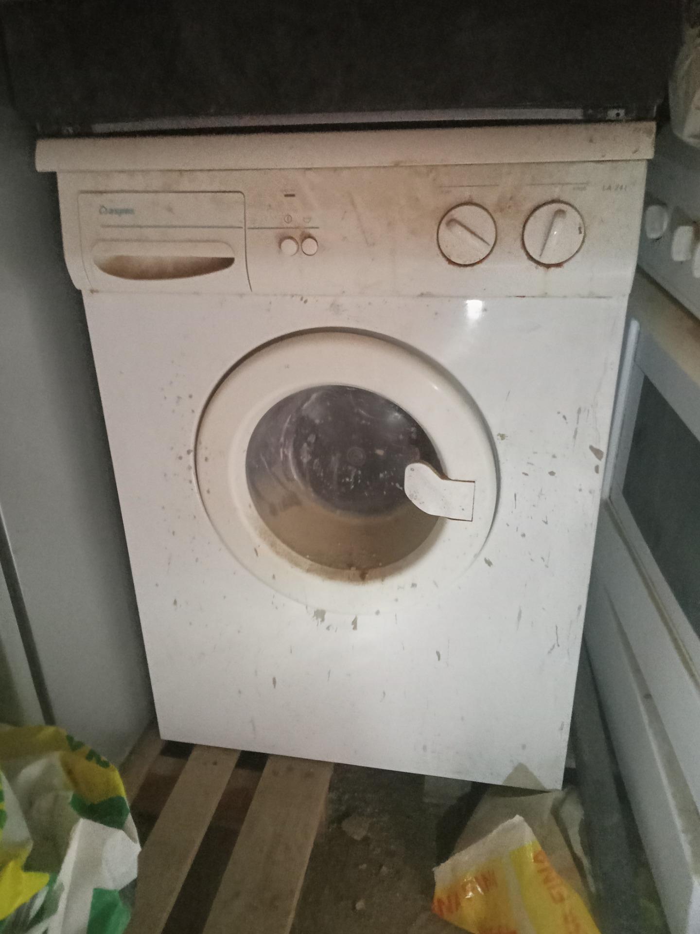 Foto 2 de Nevera , Lavarropas , Cocinas