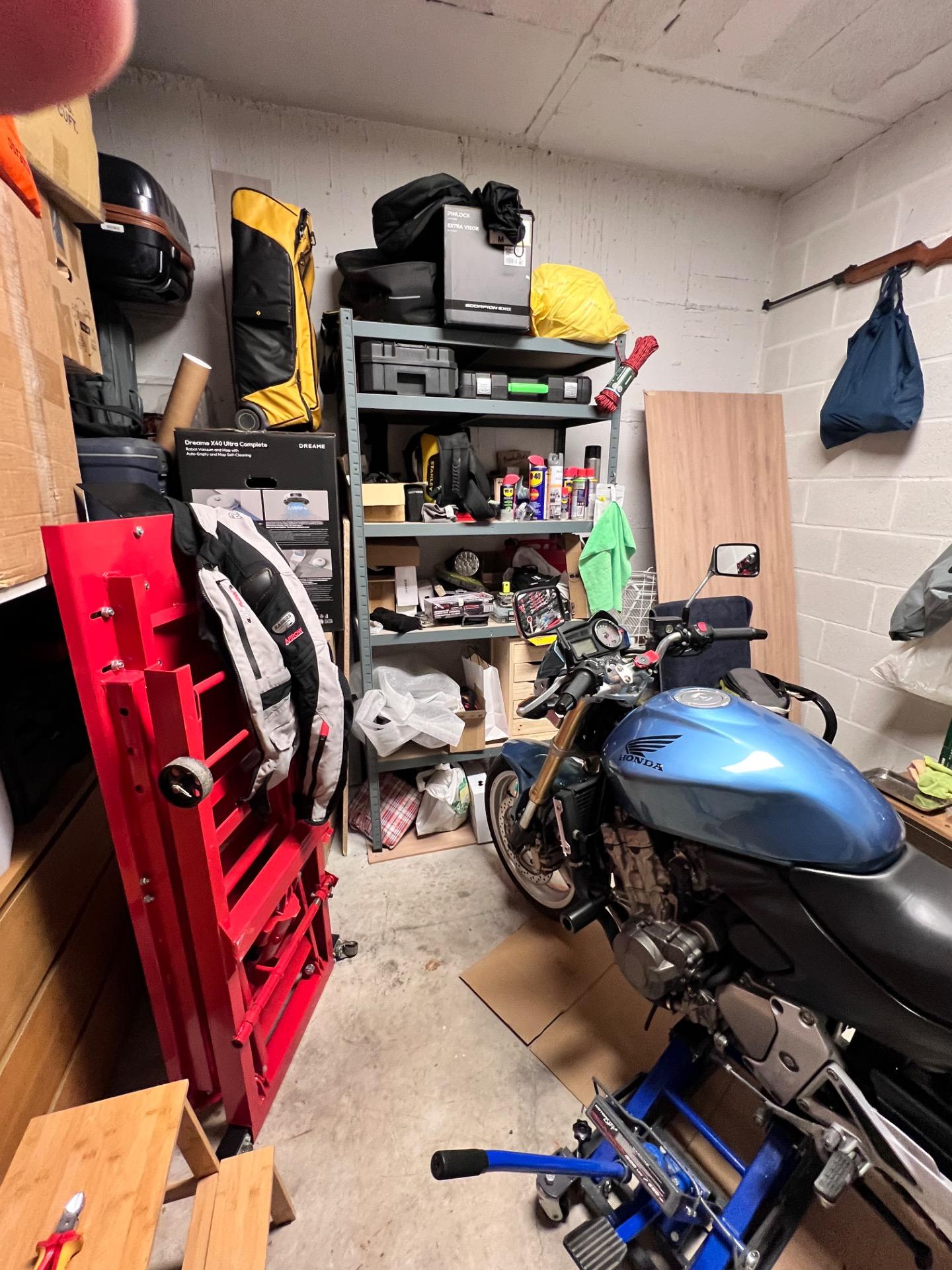 Foto 3 de Honda Hornet 600 impoluta de 2005