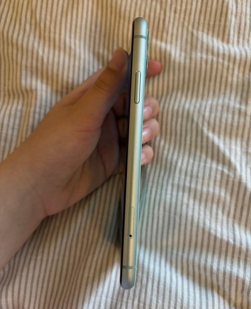 Foto 3 de A36 5G 256 GB + iPhone 11 128 GB 