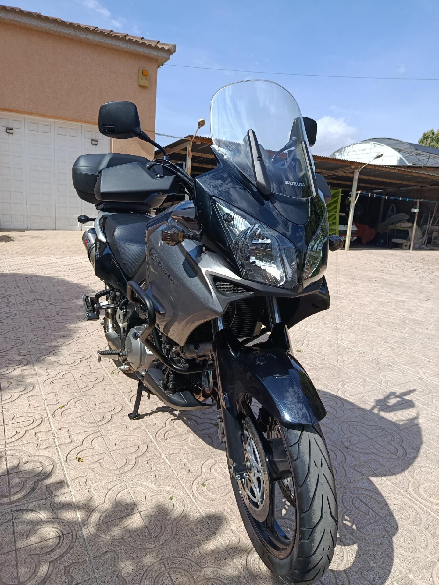 Foto 1 de Moto V Strom 1000