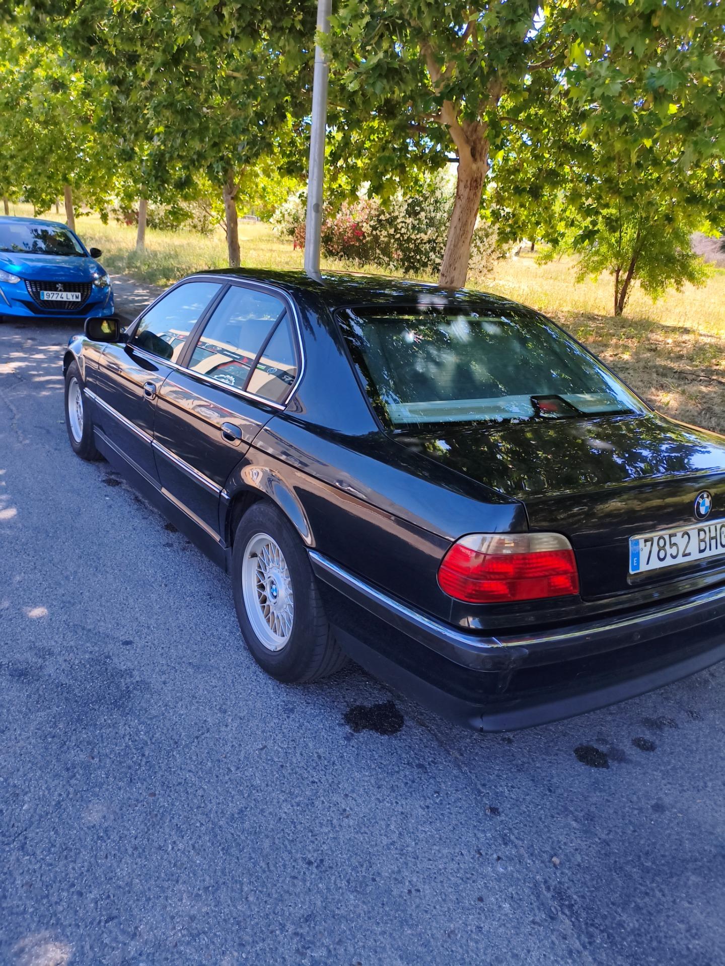 Foto 7 de BMW serie 7 E38 diesel 