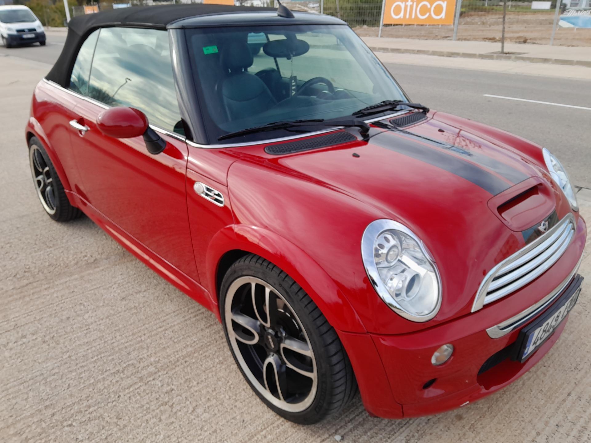 Foto 5 de Cambio Mini S de 2004 con muy pocas km.valorado a 8000€.es perfecto.  