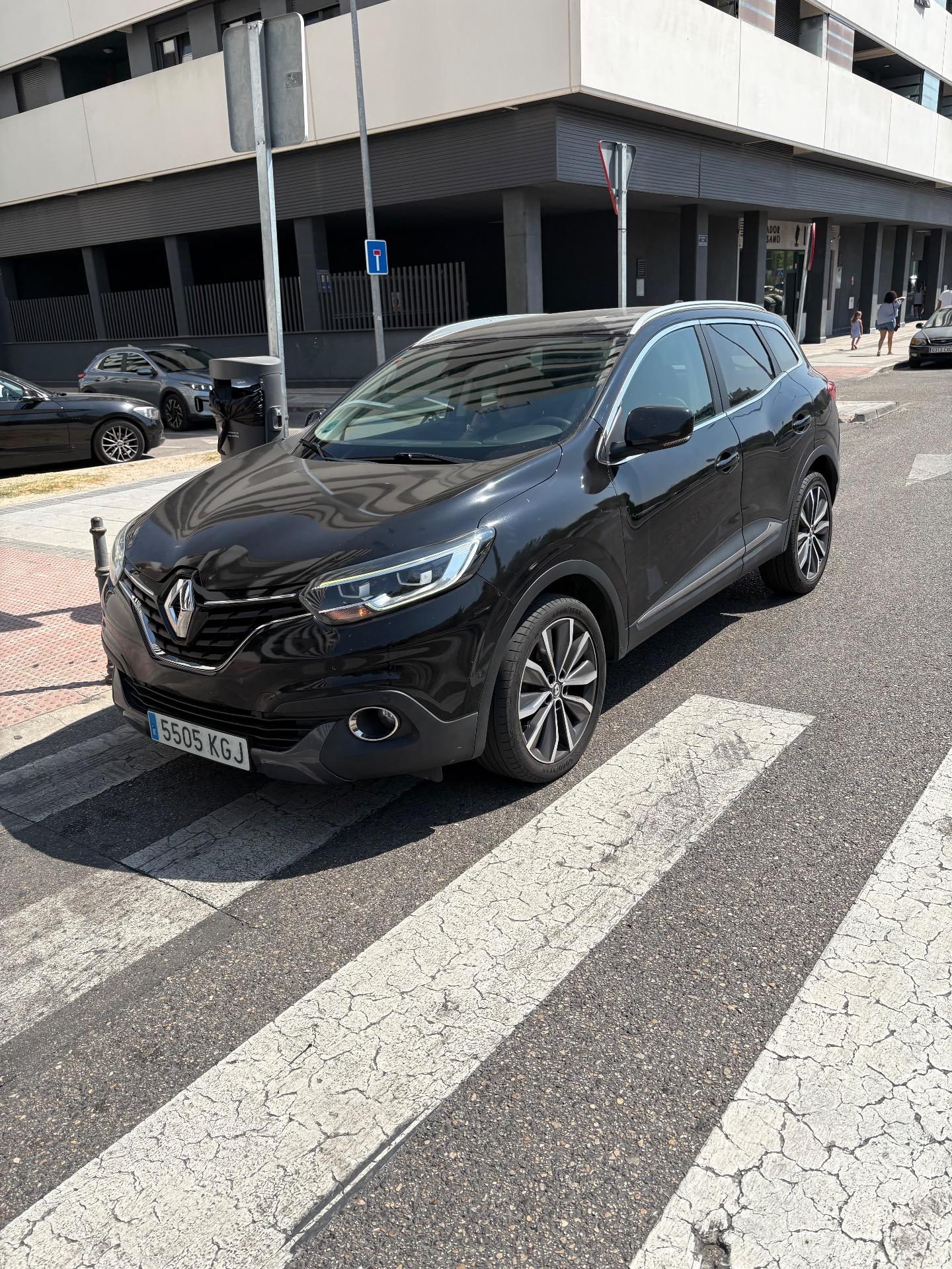 Foto 4 de Cambio o truequear. Renaul kadjar 2017 impecable nuevo por dentro y por fuera motor diesel 