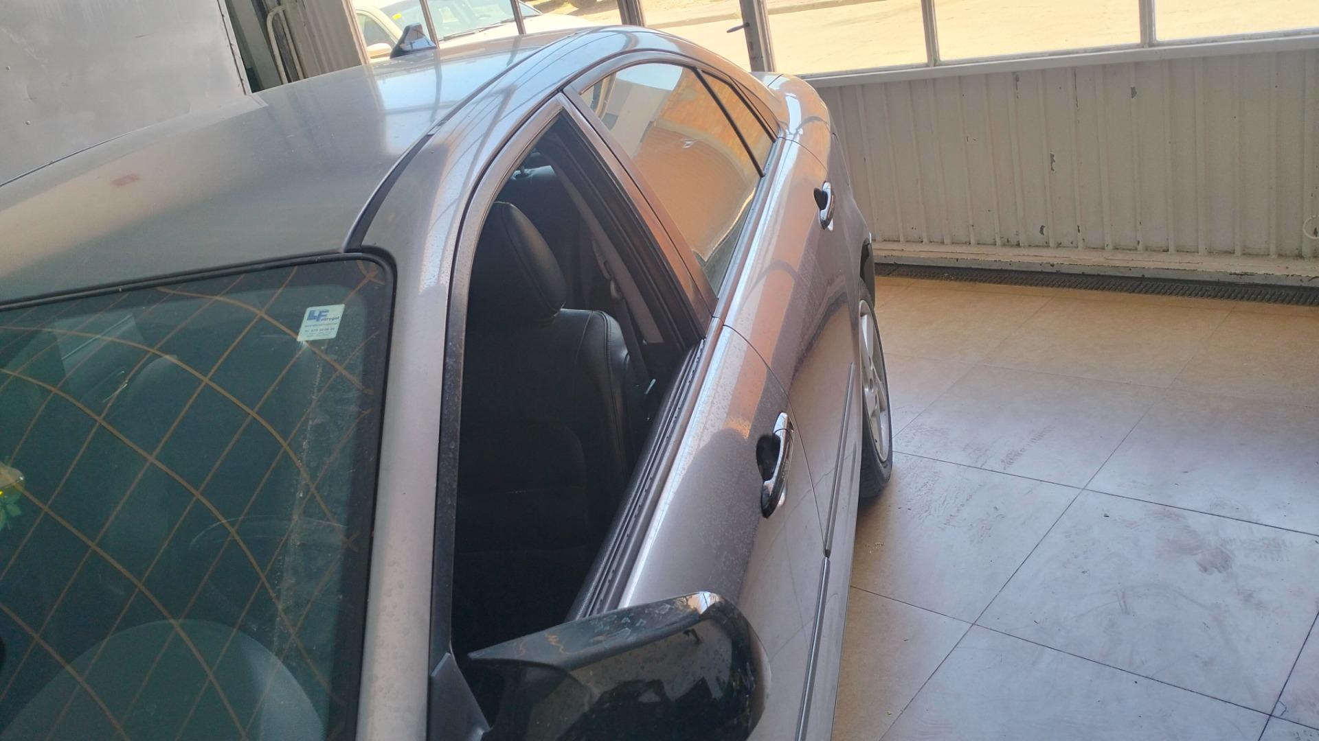 Foto 3 de Mazda 6 2.0 GY 136cv 2004