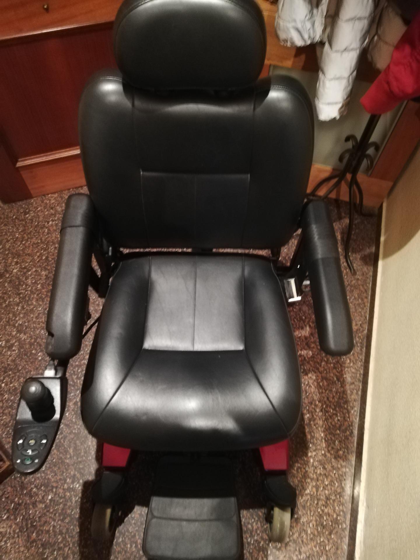 Foto 3 de Silla de ruedas electrica invacare pronto m61
