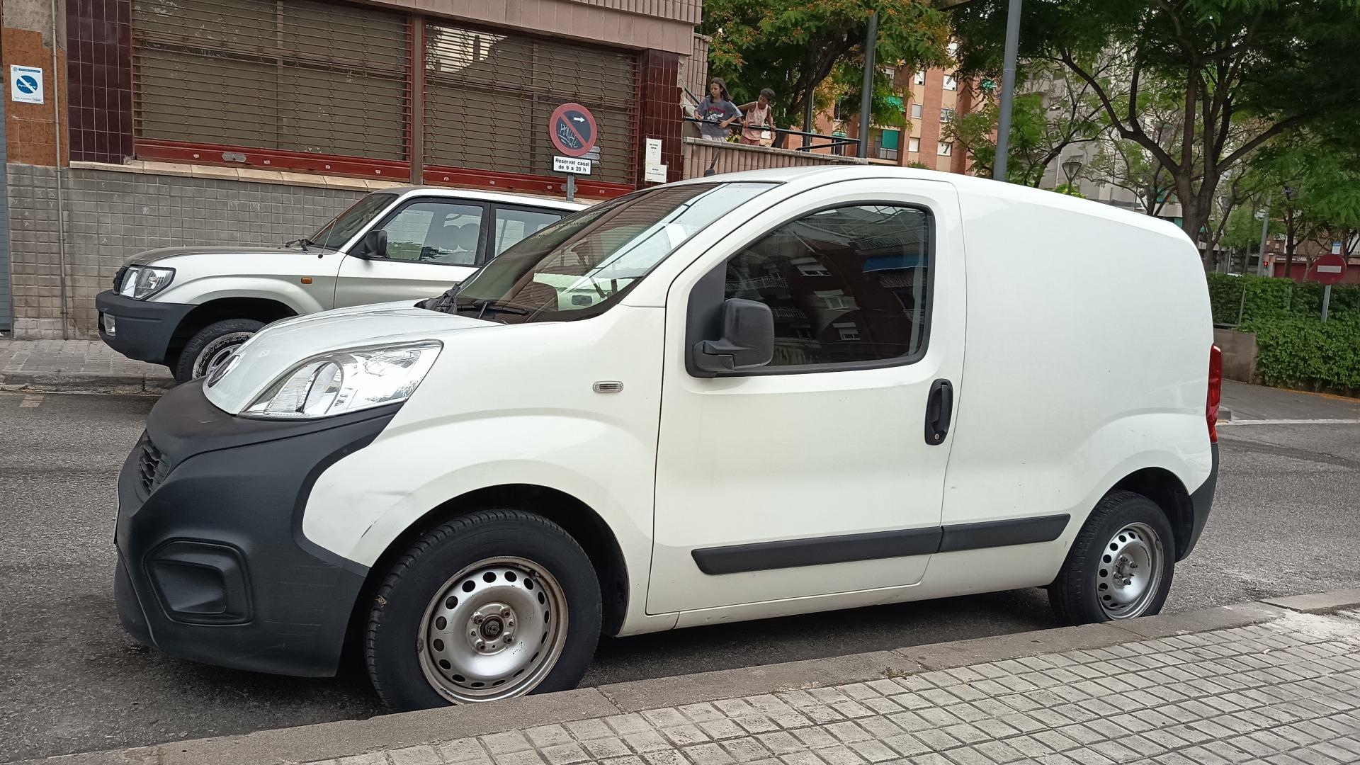 Foto de Vendo o cambio  por coche o 7 plazas