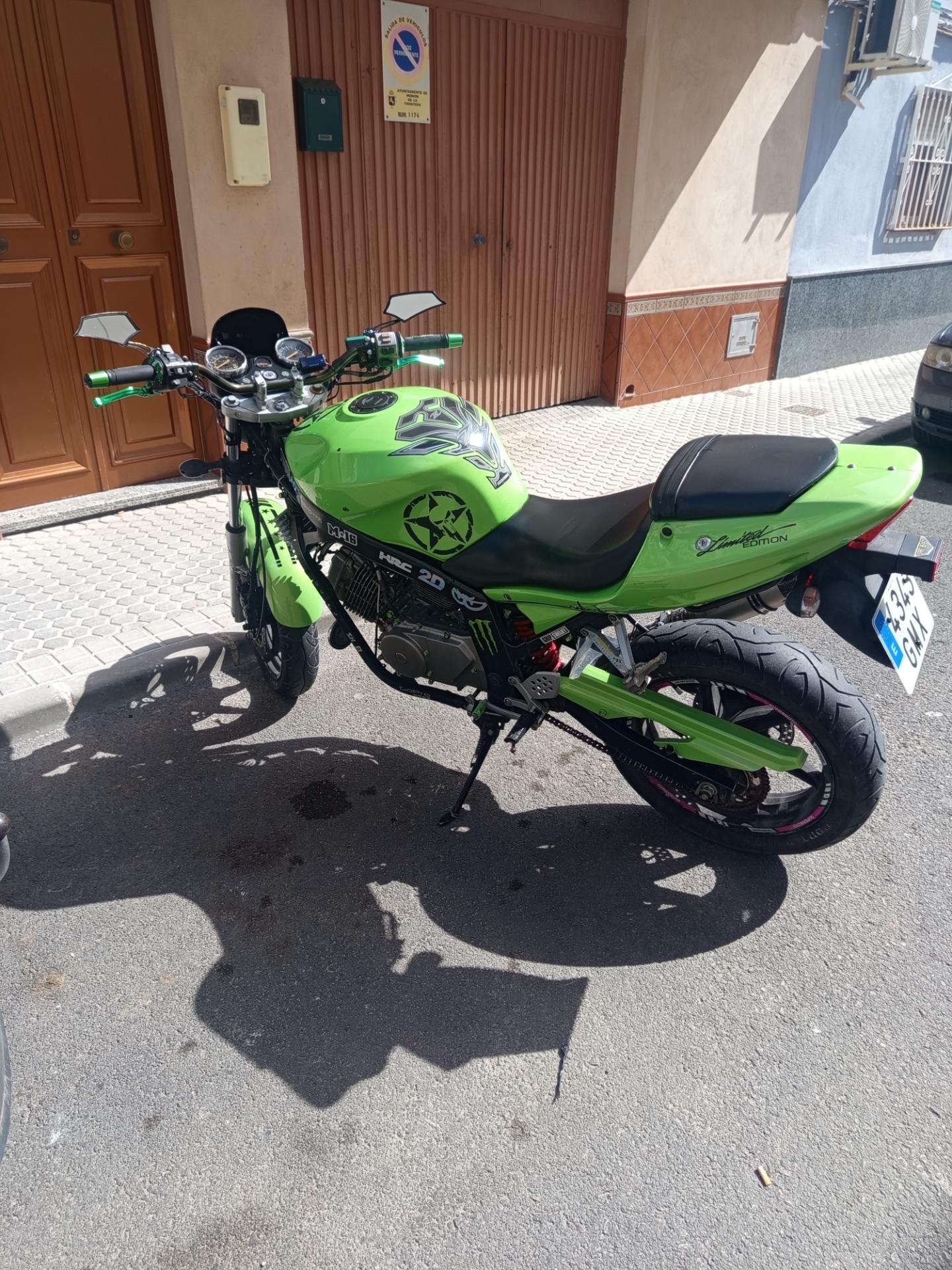 Foto 6 de Naked 125