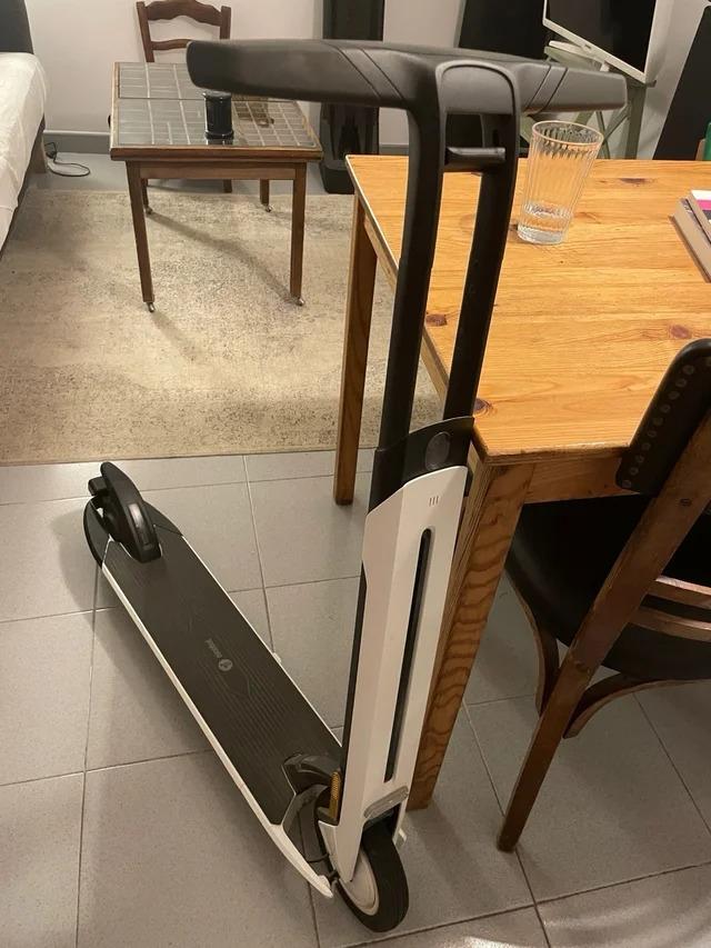 Foto de Patín Eléctrico Ninebot