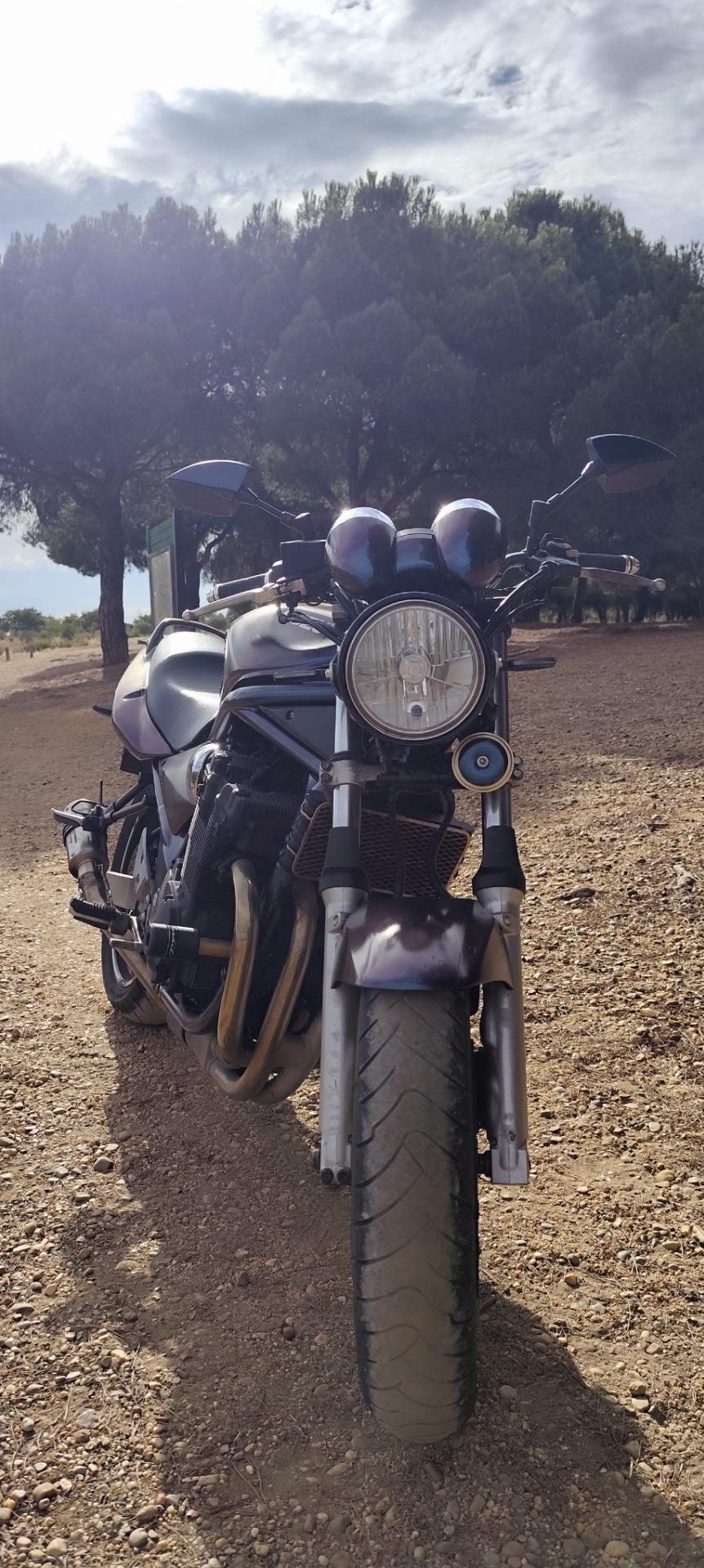 Foto de Suzuki gsf bandit 600
