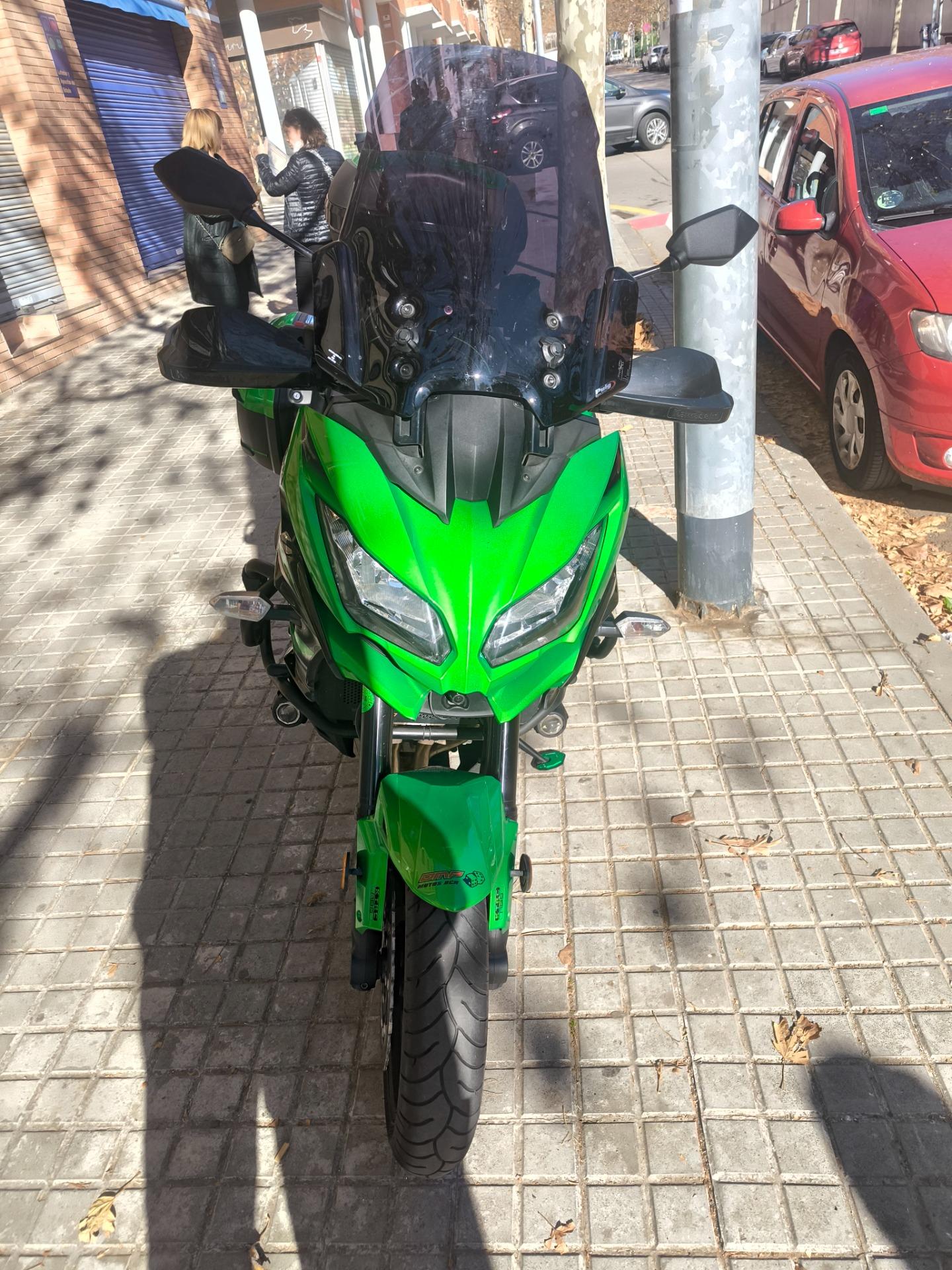 Foto 8 de Kawasaki 1000 Grand touring