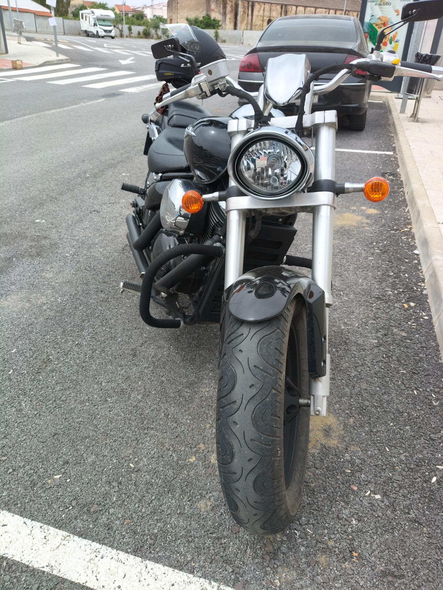 Foto 2 de Suzuki intruder 800m