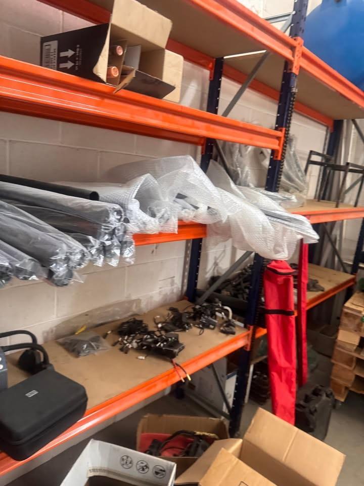 Foto 8 de Liquidación empresa drones agrícolas: lote completo por 8.000€ (PVP en piezas >30.000€)