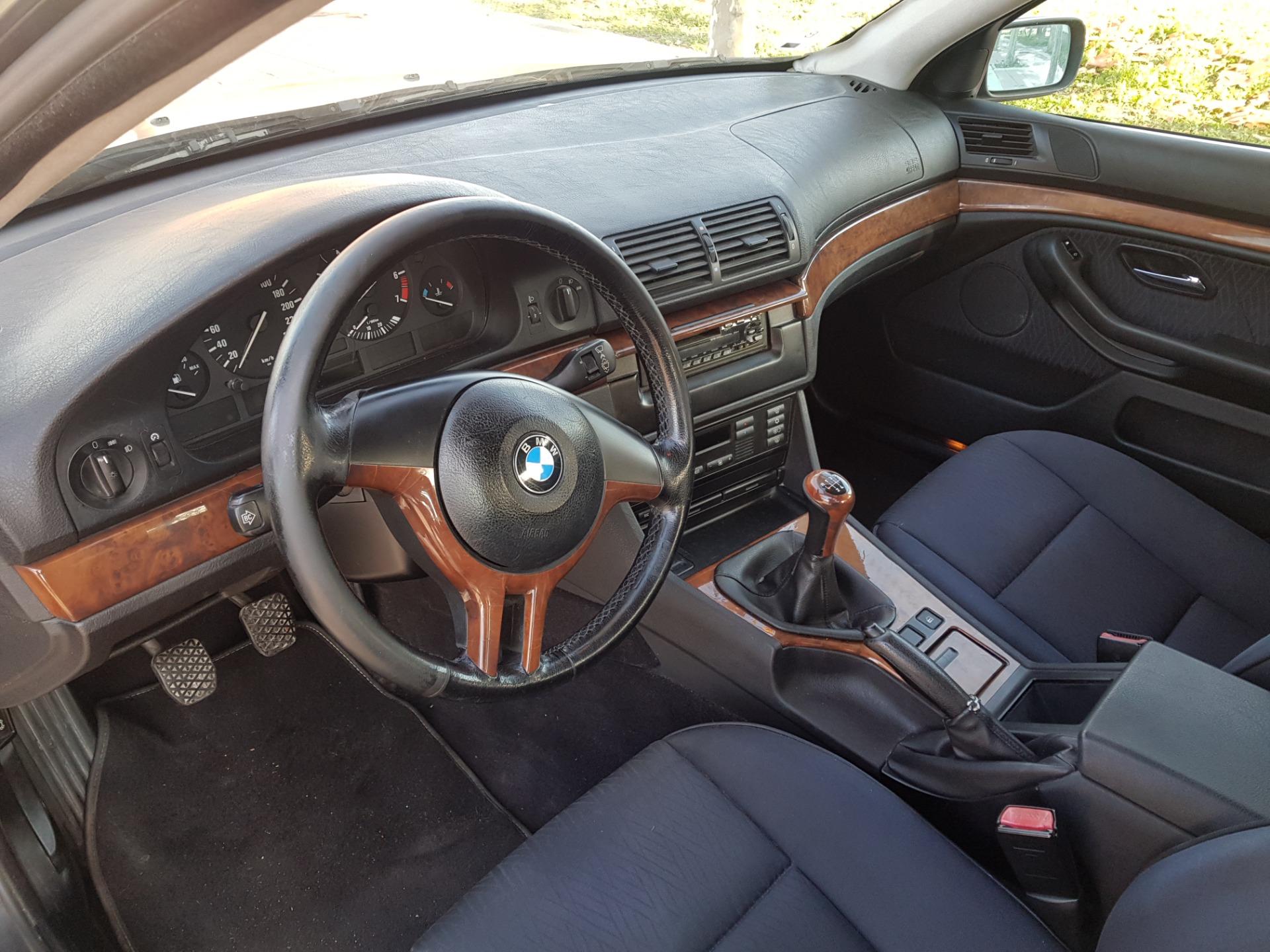 Foto de BMW 520i