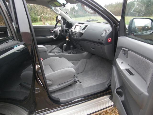 Foto 5 de Toyota Hilux iii 171 d-4d legende double