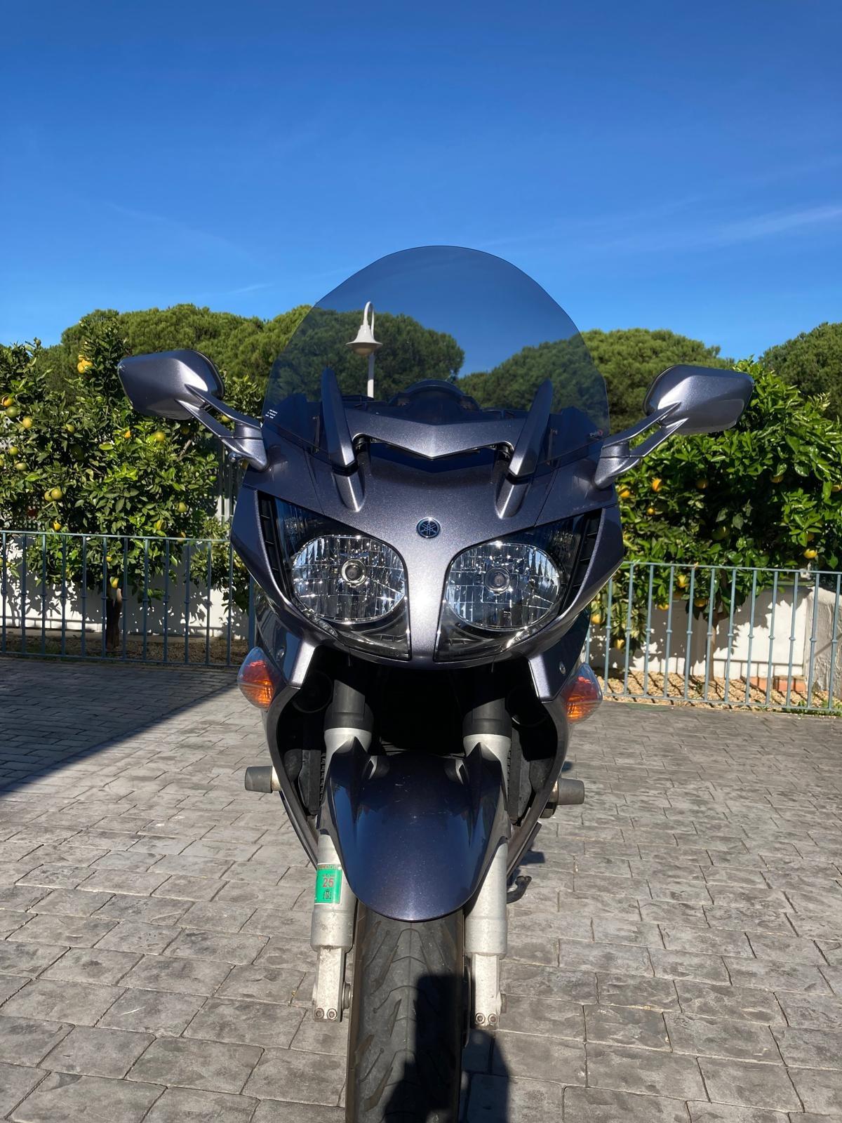 Foto 2 de Yamaha FJR 1300 AS, del 2007, con embrague automático y en perfectas condiciones.